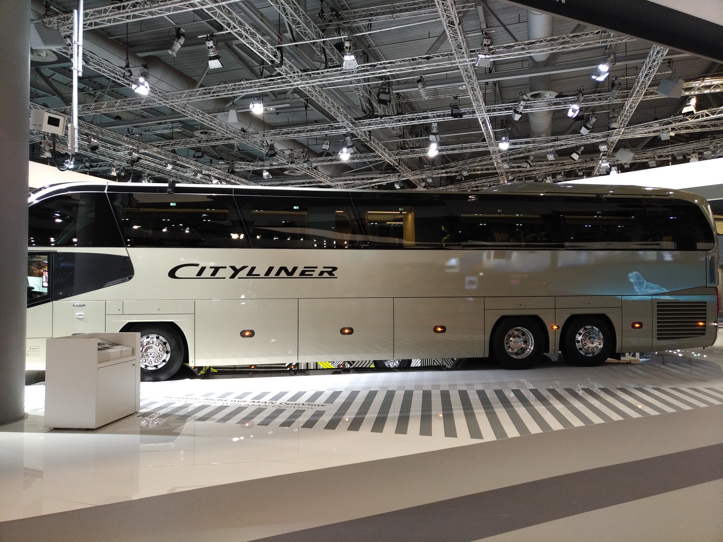 traton-group-2018-iaa-135 VW Truck & Bus Becomes TRATON Group, Wants To Revolutionize Global Transportation