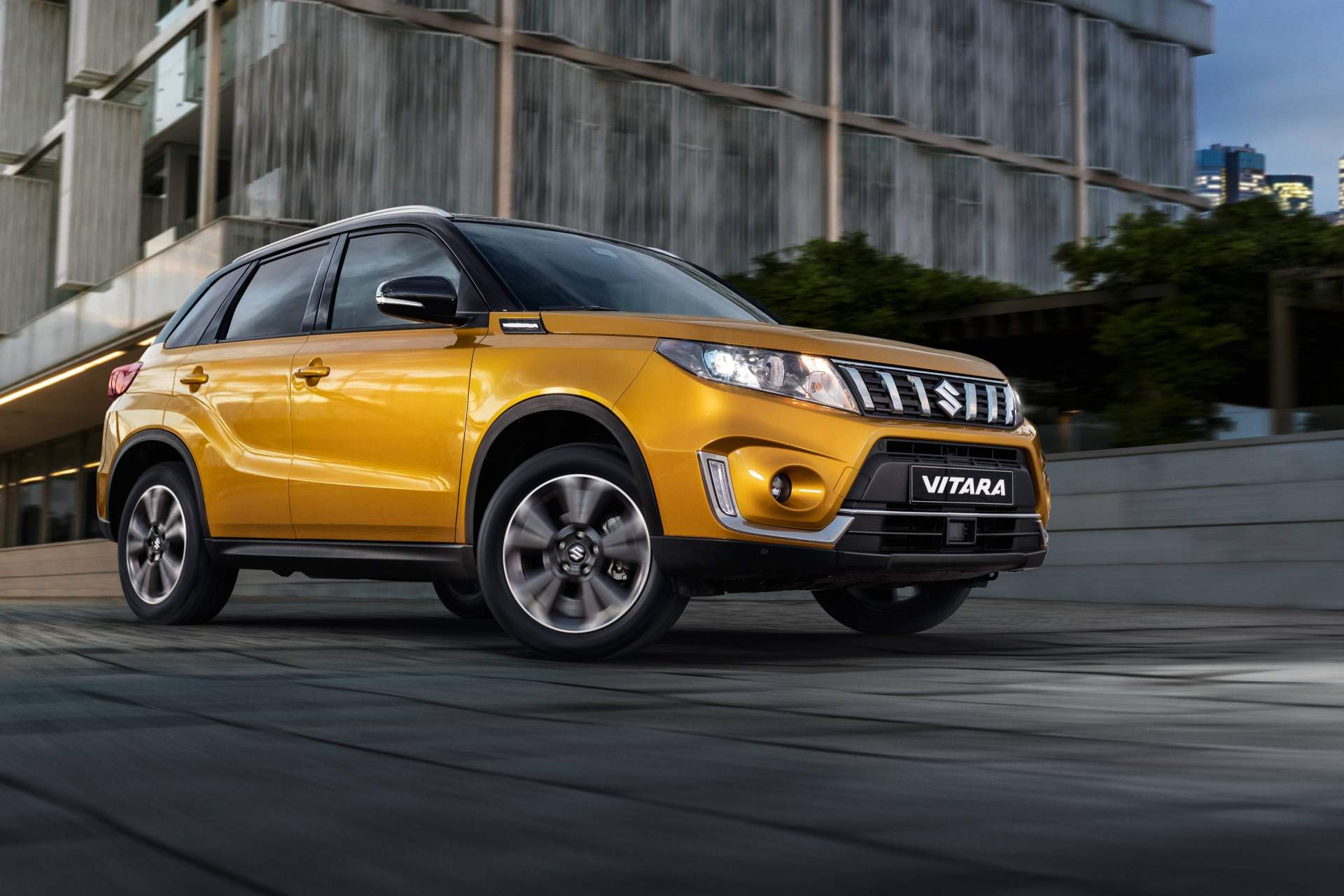 2019-Suzuki-Vitara-6 Suzuki Drops More Photos Of 2019 Vitara, Prices It From €18,650 In Germany
