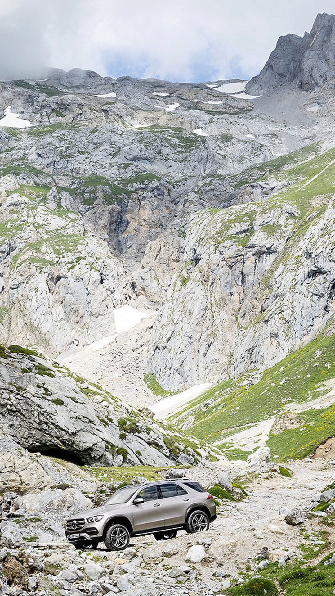 Mercedes-Benz-GLE-49 2019 Mercedes-Benz GLE Is Here With More Space, New Tech And Looks