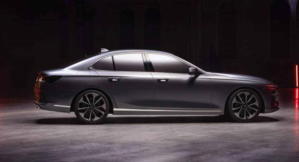 VinFast Unveils Vietnam’s First Cars Ahead Of Paris Show Debut