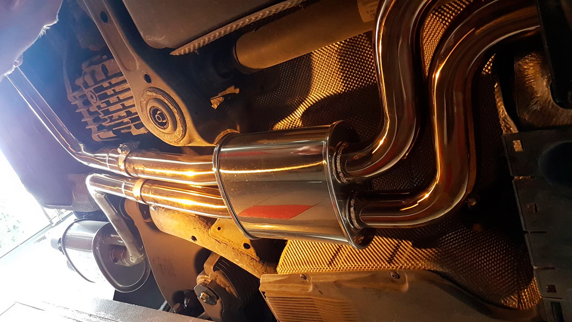 audi-s5-coupe-b8-tuning-9 Tuned Audi S5 Coupe Looks Like A DTM Car For The Road