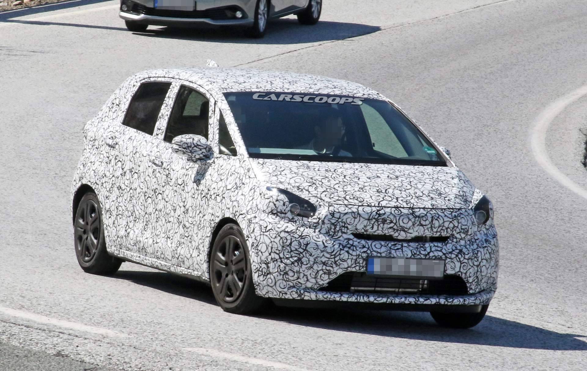 2020-Honda-Jazz-spy-shots-3 2020 Fit / Jazz To Debut In Tokyo Alongside JDM Honda e And Accord