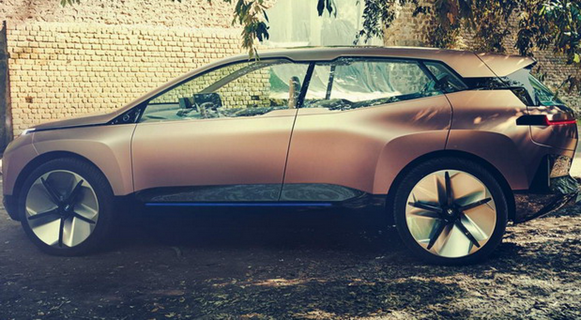 BMW-iNext-5 BMW iNEXT Electric Crossover: This Is It!