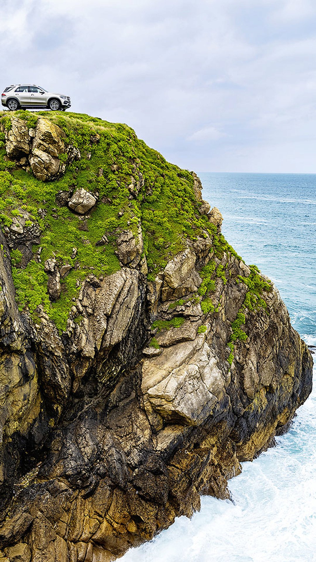 Mercedes-Benz-GLE-48 2019 Mercedes-Benz GLE Is Here With More Space, New Tech And Looks