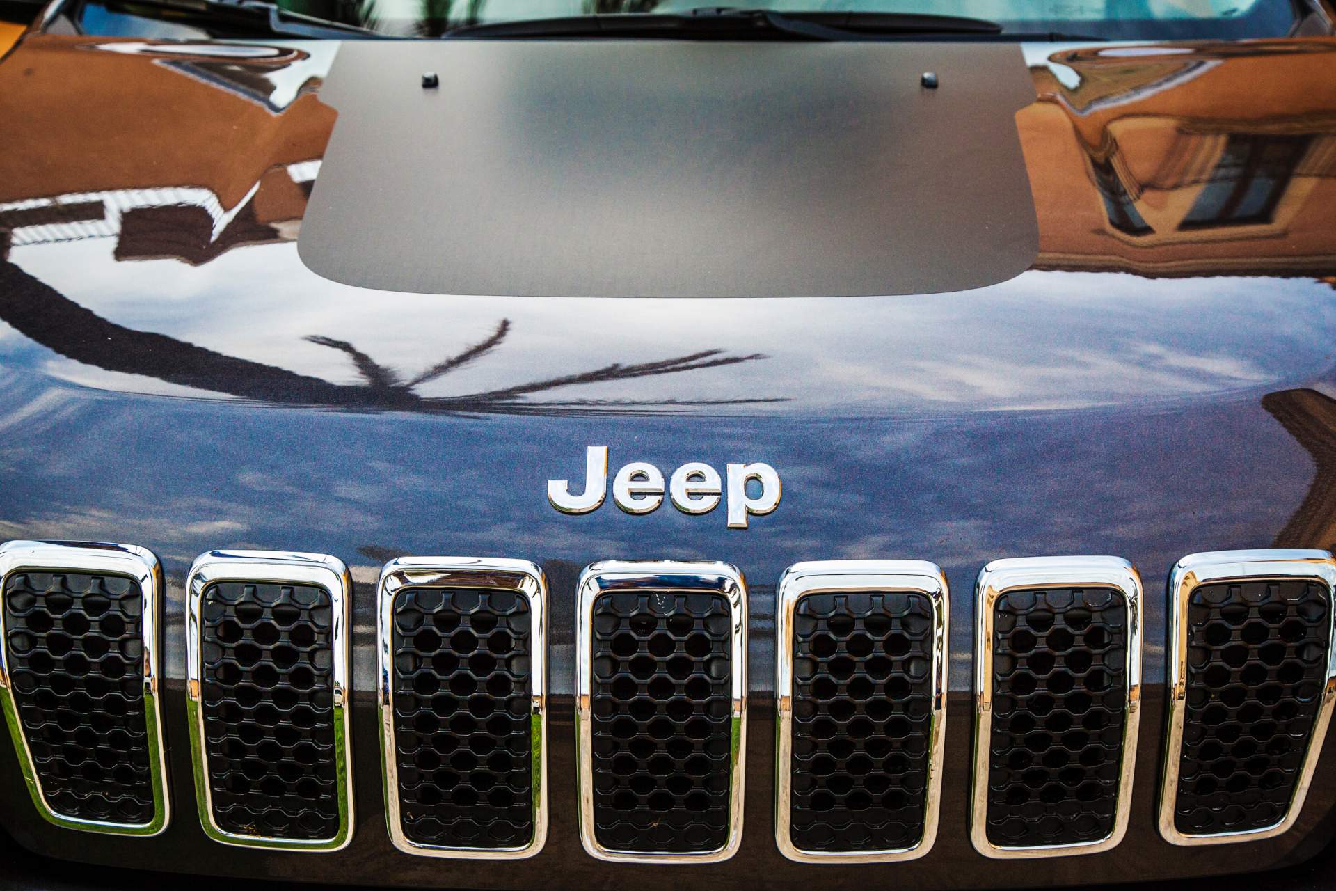 2019-Jeep-Cherokee-Mopar-Accessories-for-Europe-4 Mopar Accessories For 2019 Jeep Cherokee Bring Both Style And Substance