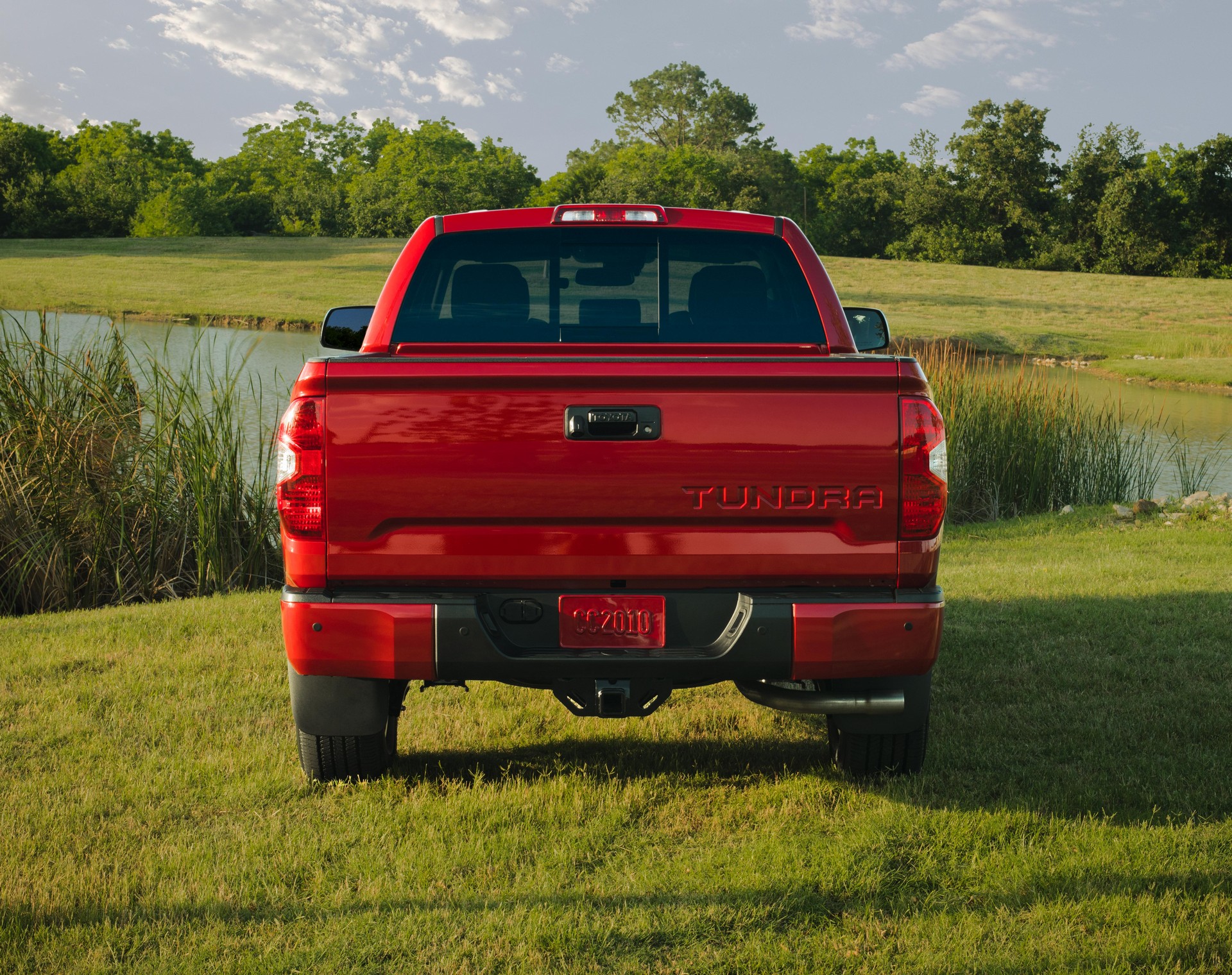 2019_Tundra_SX_Package_3_F4B2AC3BED620A4FF0B87621A6BE9371F3D1AA77 Toyota 4Runner Nightshade Special Edition Embraces The Blackout Trend