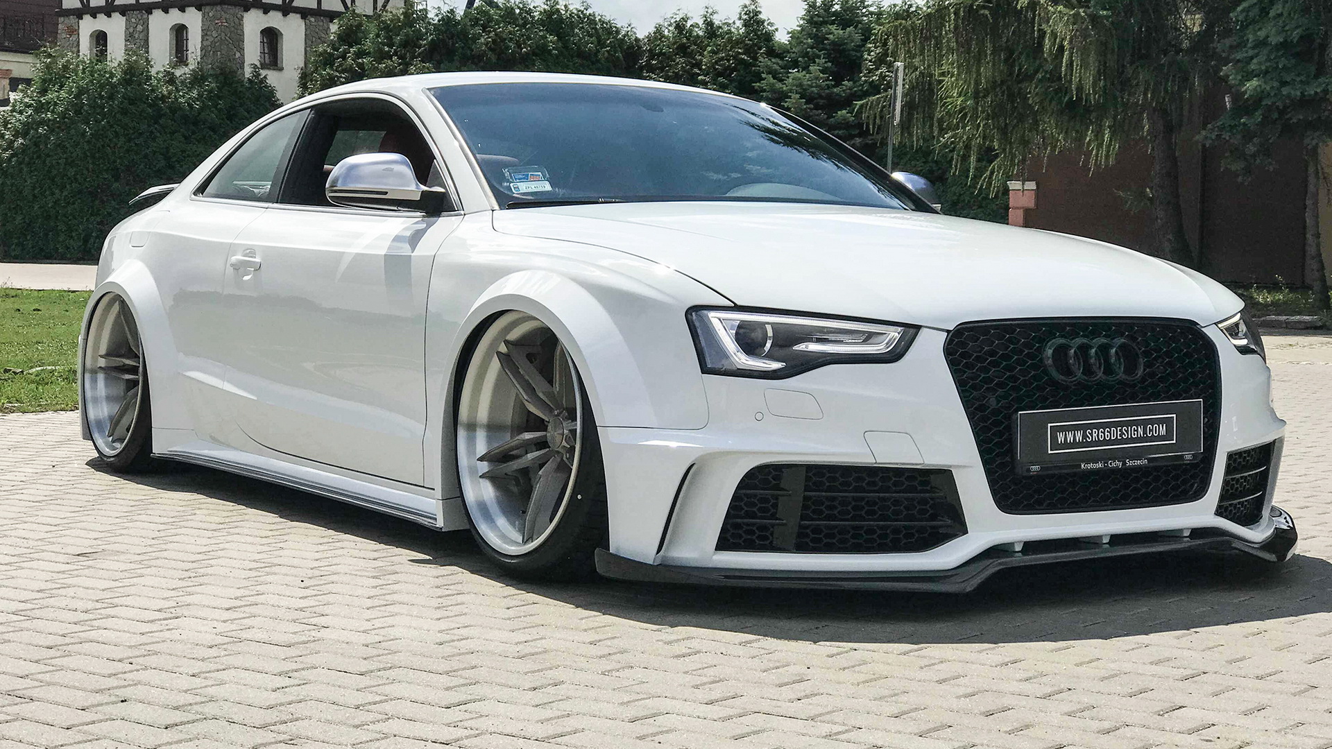 audi-s5-coupe-b8-tuning-16 Tuned Audi S5 Coupe Looks Like A DTM Car For The Road