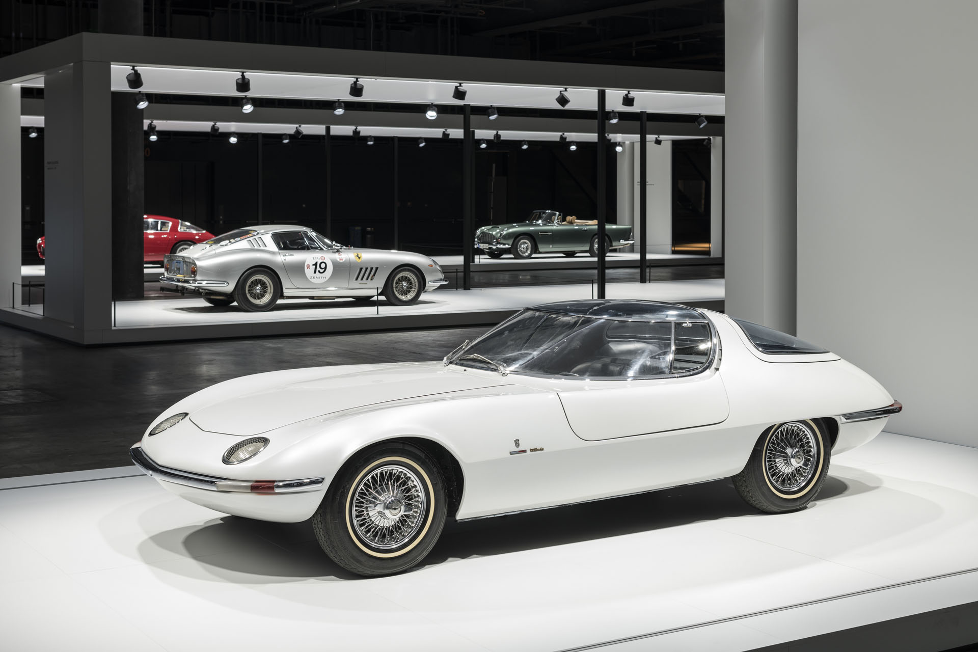 GBB_2018-Corvair_Testudo-_Grand_Basel_2878-klein_HiRes copy Tesla Roadster Resurfaces In White At Grand Basel
