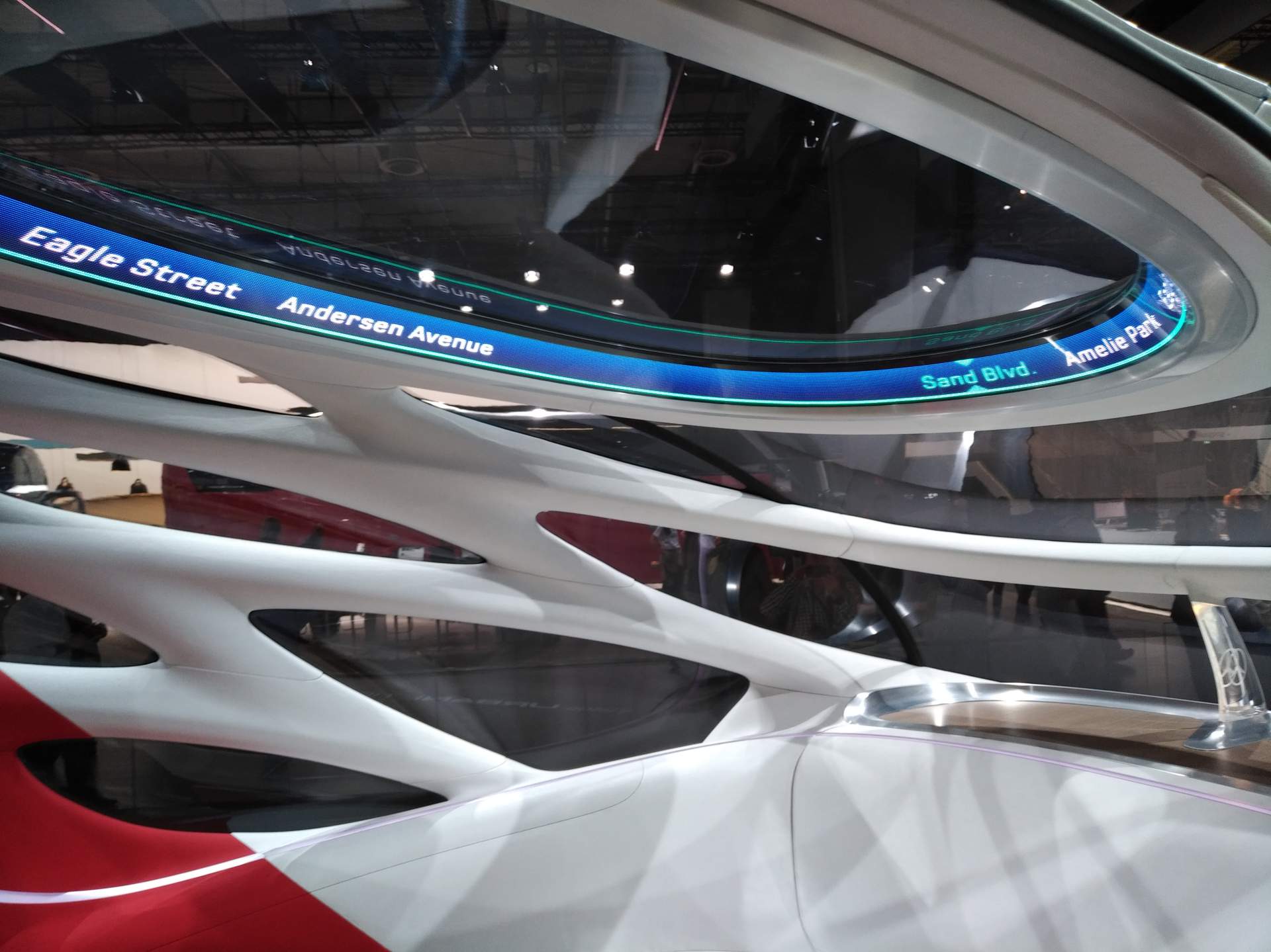 Mercedes-Vision-Urbanetic-at-2018-Hannover-CV-Show-18 Mercedes-Benz Vision Urbanetic Is The Swiss Army Knife Of Autopods (Live Images)