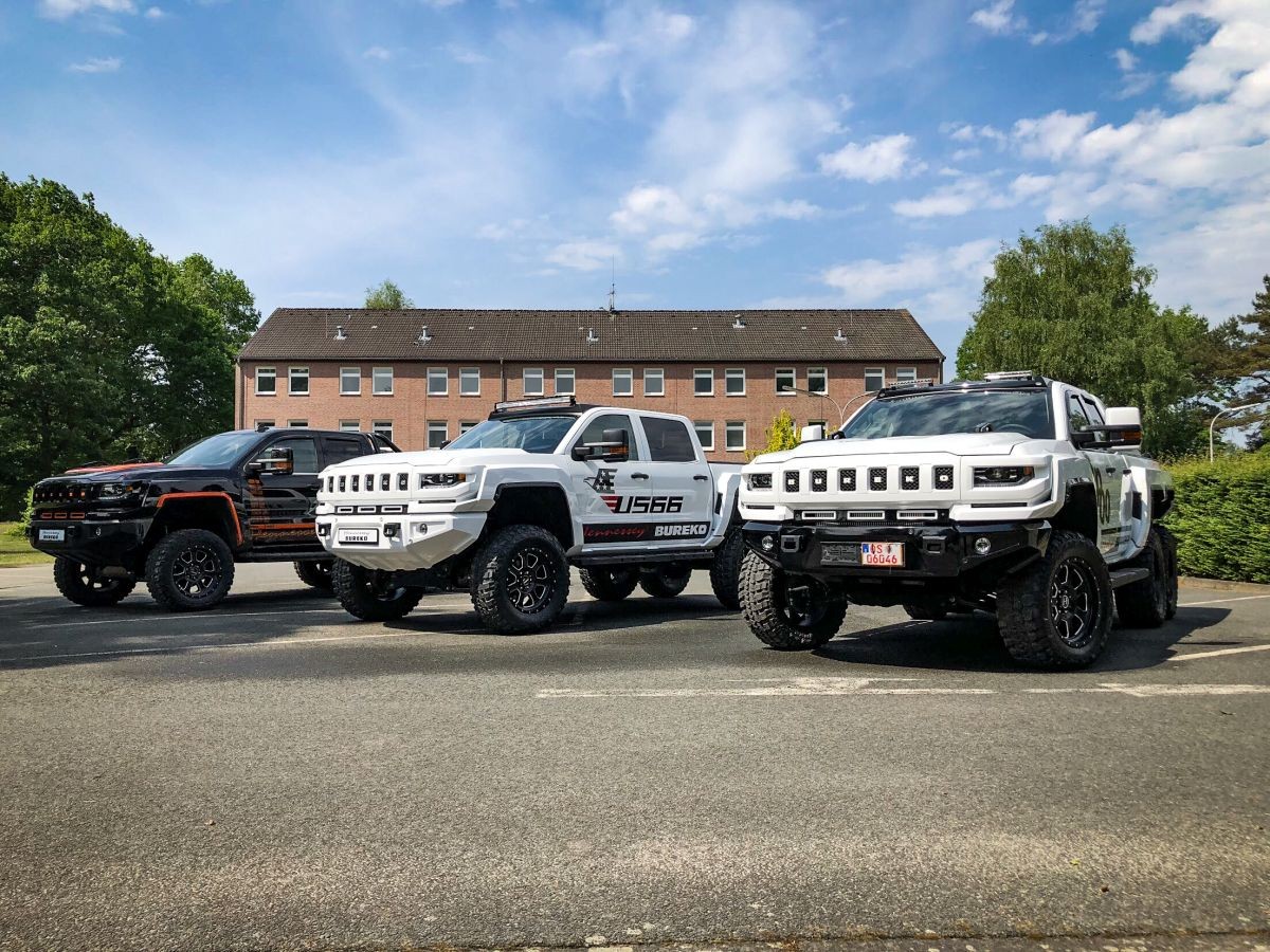 Bureko-6x6-based-on-Chevrolet-Silverado-17 Chevy Silverado Goes To Czech Republic, Returns As The Brutal Bureko 6×6