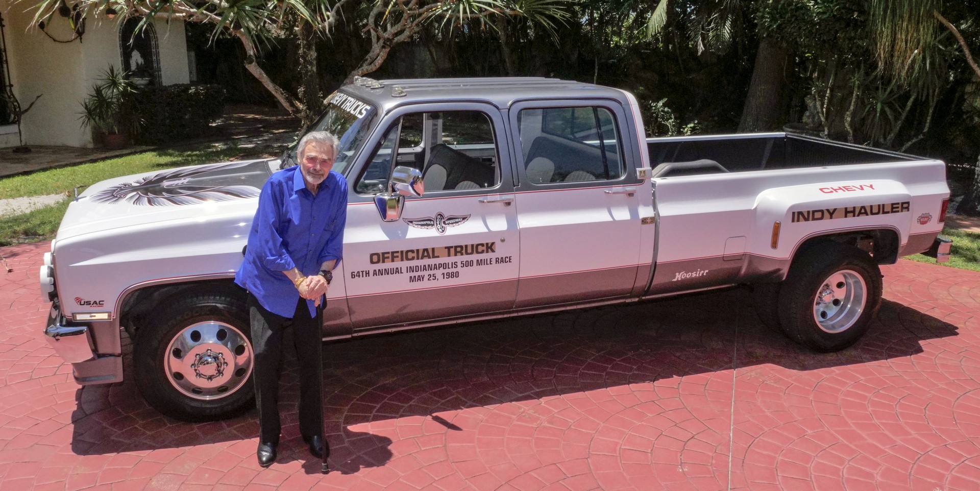 Burt Reynolds Auction-44 Burt Reynolds’ 1978 Pontiac Firebird Trans Am Is Going Up For Auction