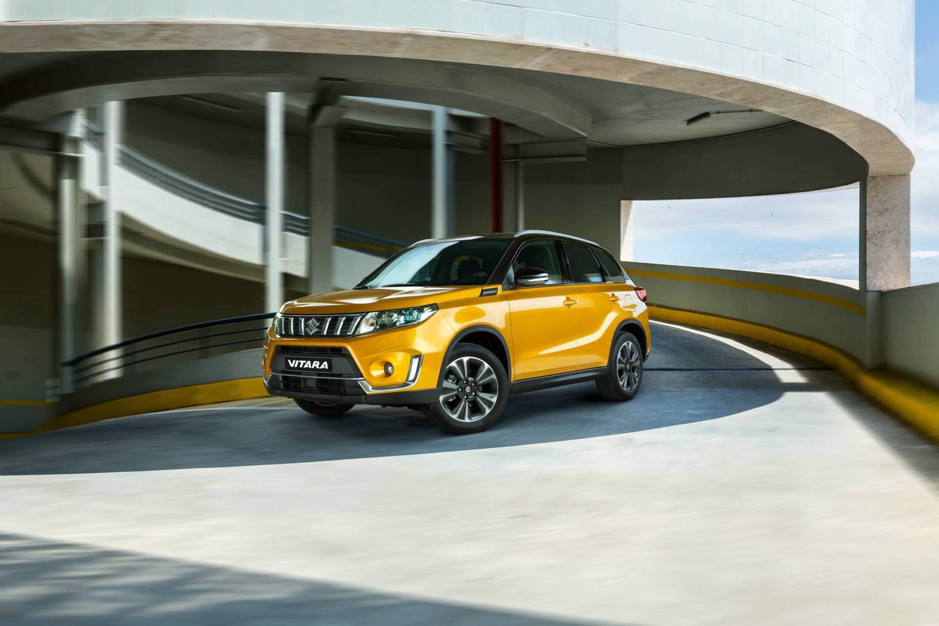 2019-Suzuki-Vitara-8 Suzuki Drops More Photos Of 2019 Vitara, Prices It From €18,650 In Germany