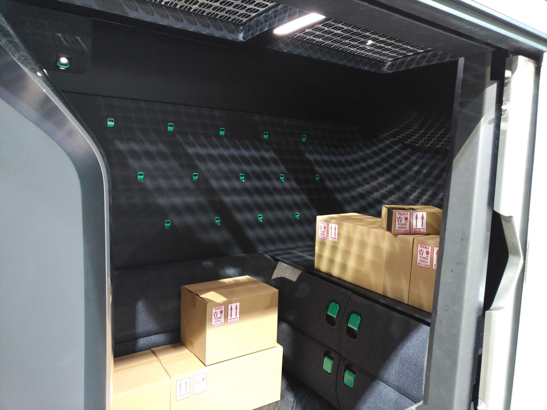 Renault-EZ-Pro-Concept-at-2018-IAA-Hannover-11 Renault EZ-Pro Concept Envisions Autonomous Last-Mile Delivery Vehicle (Live Images)