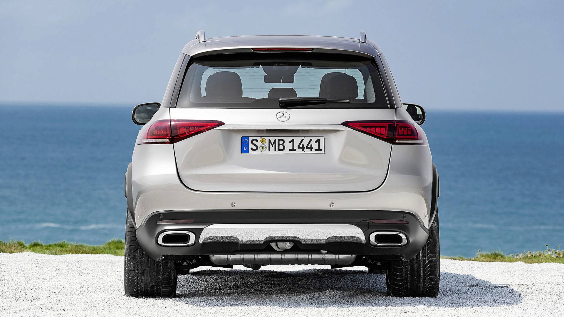 Mercedes-Benz-GLE-31 2019 Mercedes-Benz GLE Is Here With More Space, New Tech And Looks