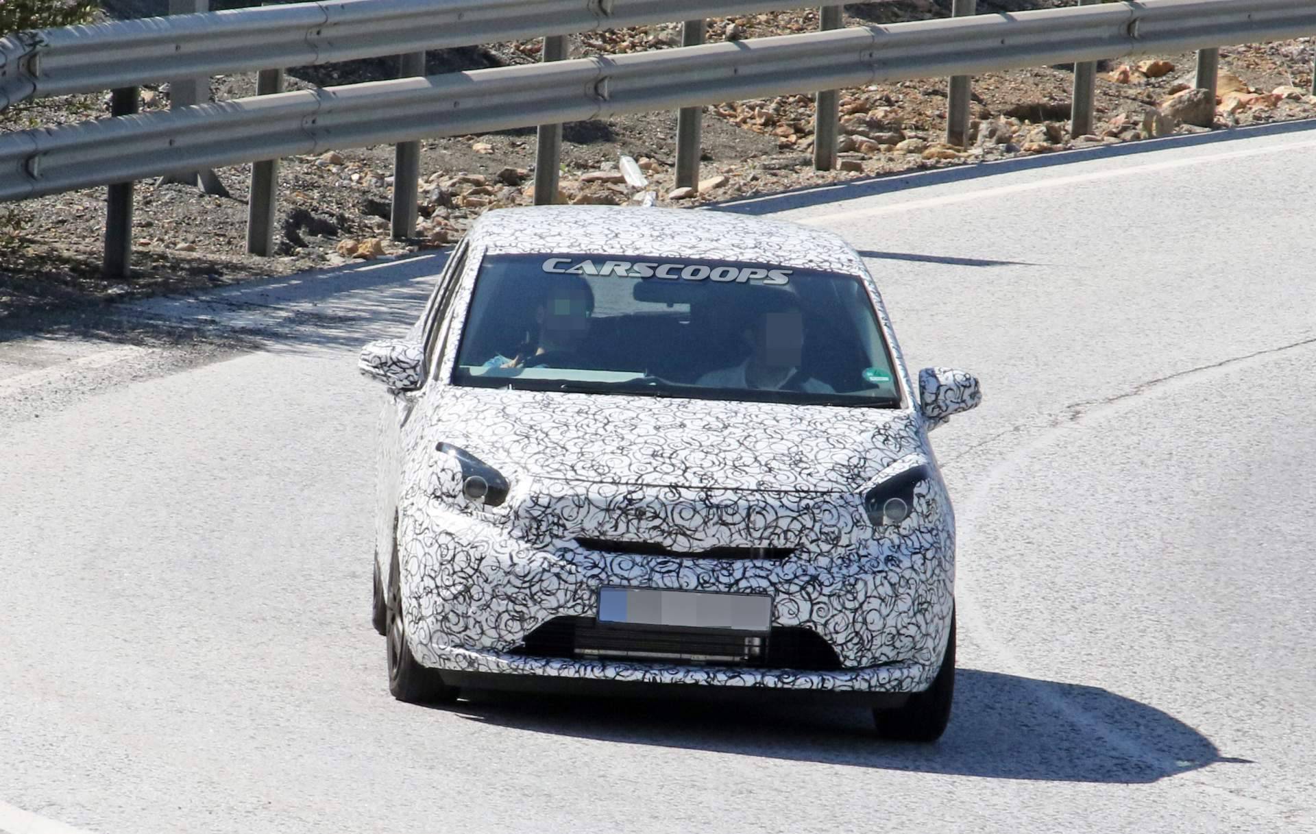 2020-Honda-Jazz-spy-shots-1 2020 Fit / Jazz To Debut In Tokyo Alongside JDM Honda e And Accord