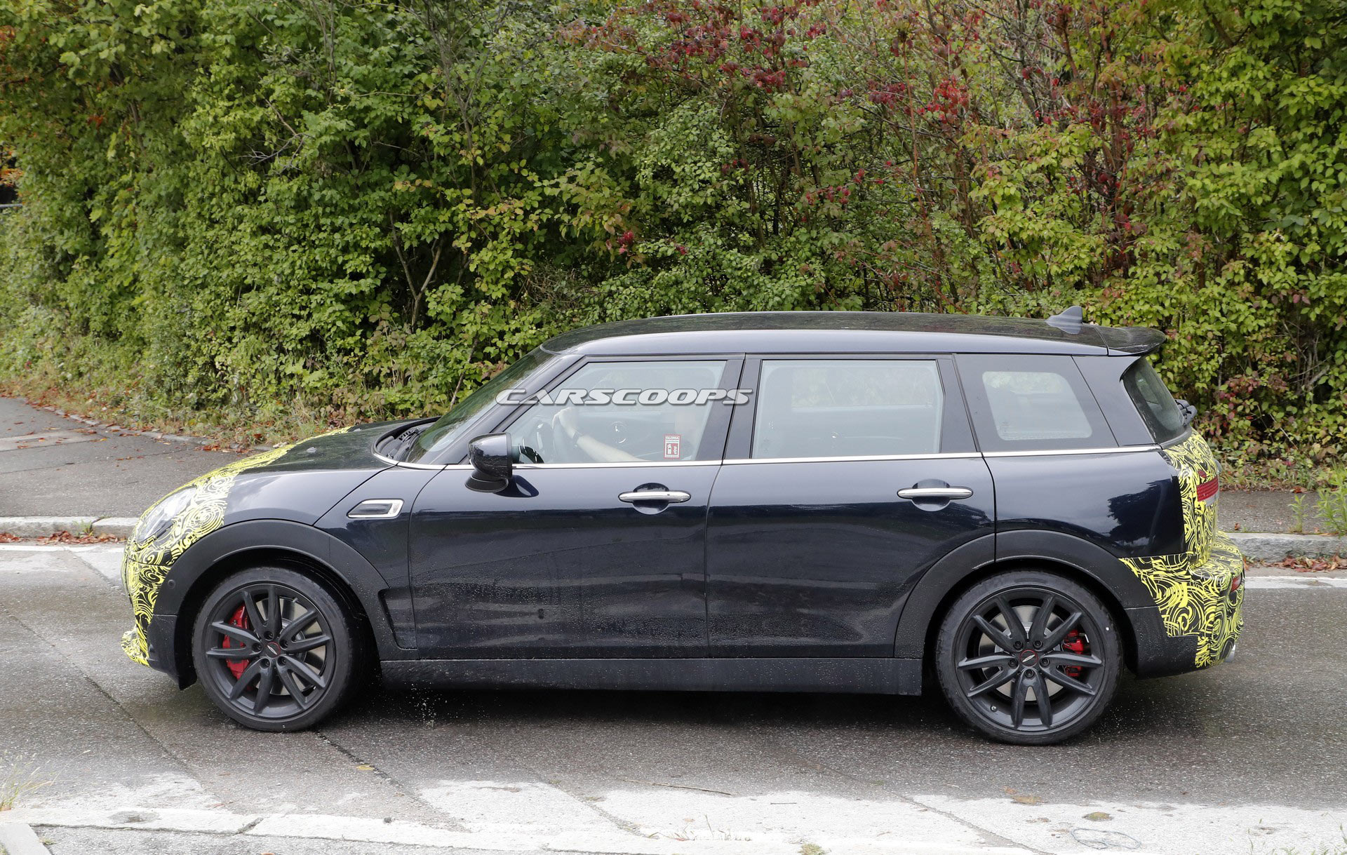 MINI-Clubman-JCW-Spy-6 Facelifted MINI Clubman JCW Caught Testing Alongside The Toyota Supra