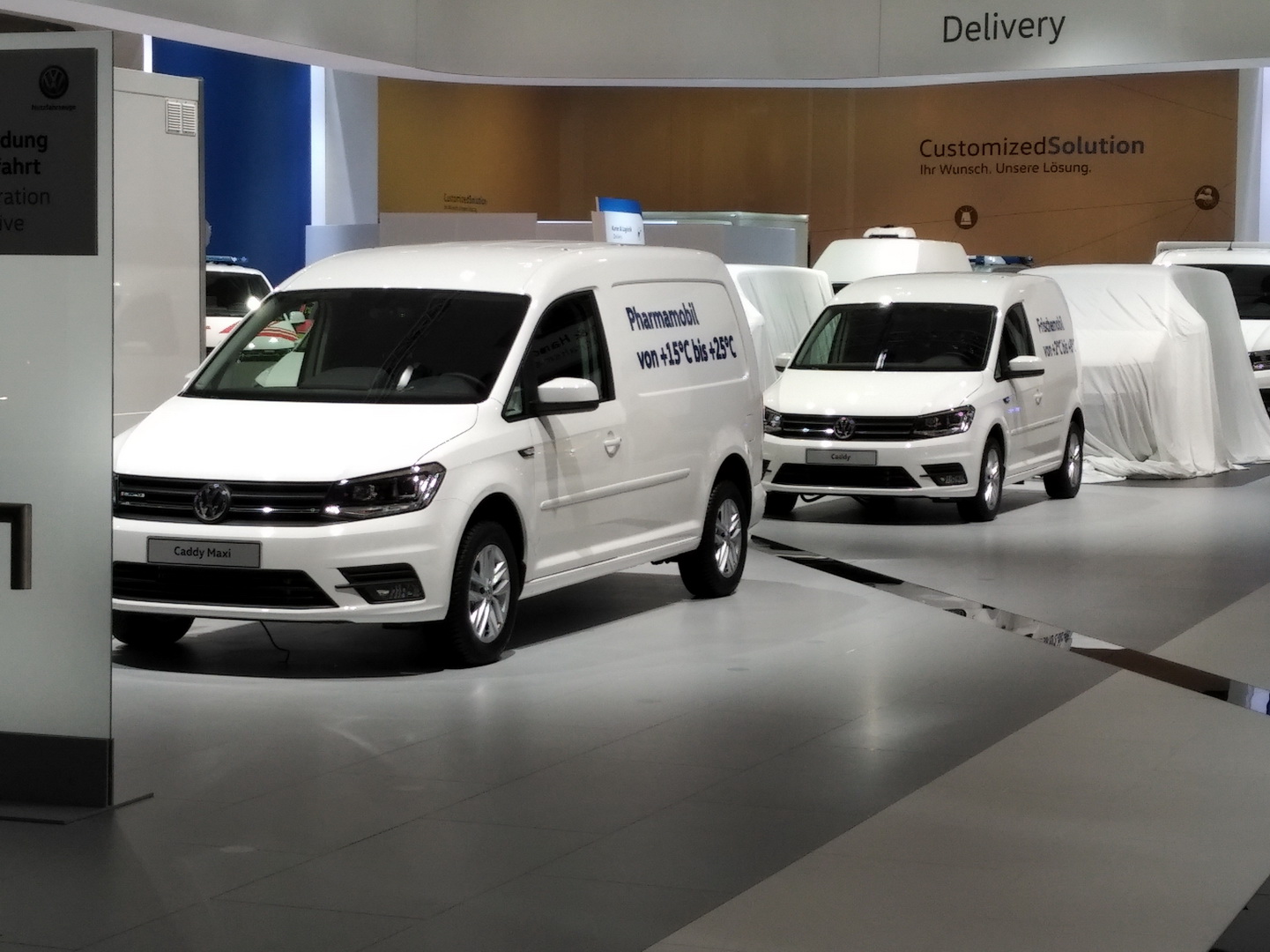 traton-group-2018-iaa-169 VW Truck & Bus Becomes TRATON Group, Wants To Revolutionize Global Transportation