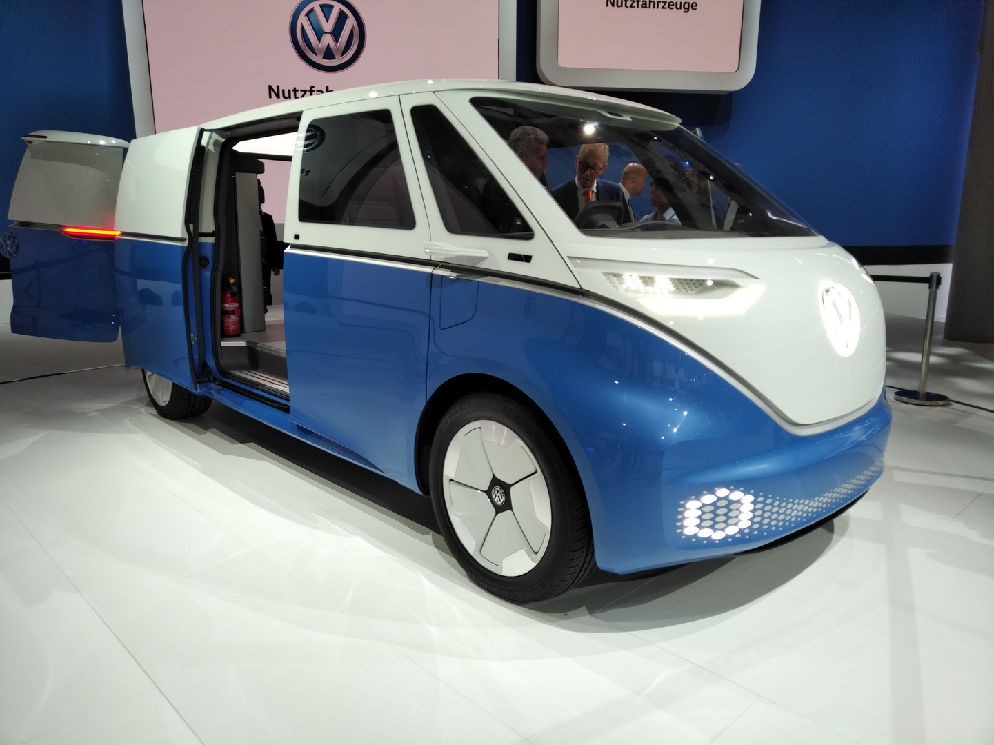 2018-vw-id-buzz-cargo-concept-24 VW Truck & Bus Becomes TRATON Group, Wants To Revolutionize Global Transportation