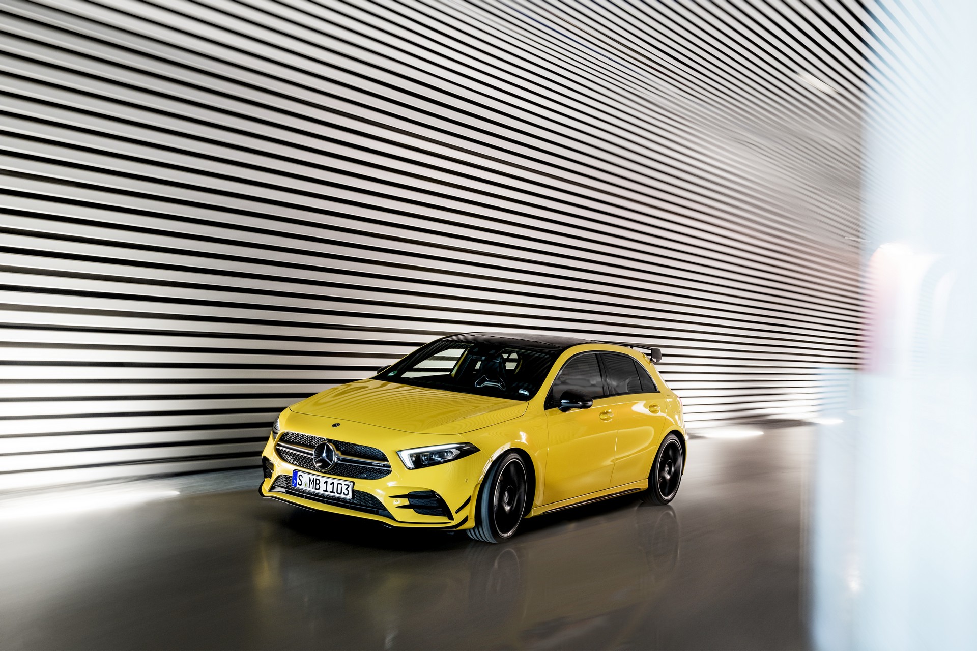 Mercedes-AMG A35 4MATIC-10 New Mercedes-AMG A35 Priced From £35,580 In The UK, First Deliveries In Spring 2019