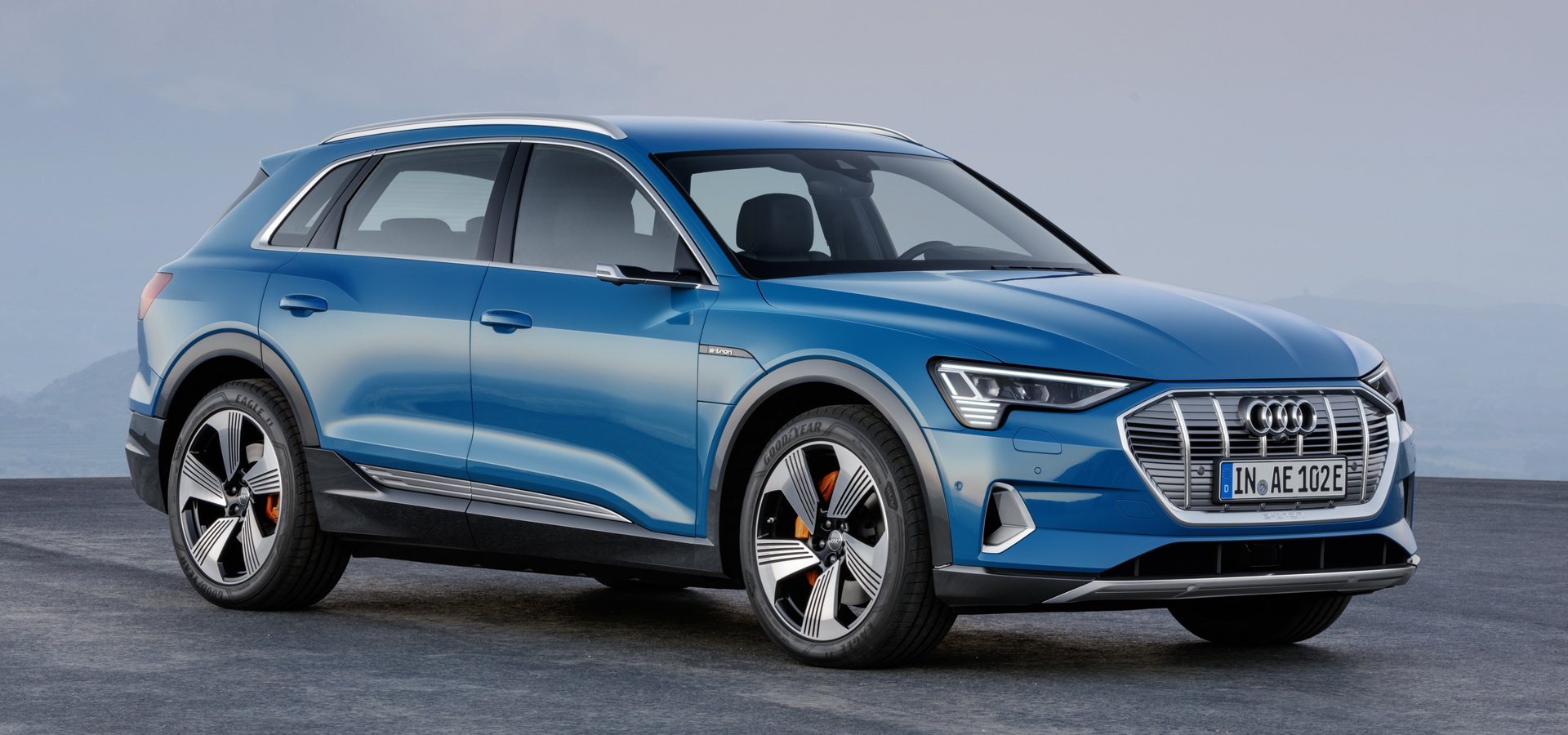 Would You Get Audi's New Q8 Over The E-Tron Or Go Full Electric ...