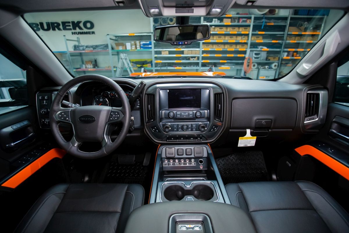 Bureko-6x6-based-on-Chevrolet-Silverado-16 Chevy Silverado Goes To Czech Republic, Returns As The Brutal Bureko 6×6