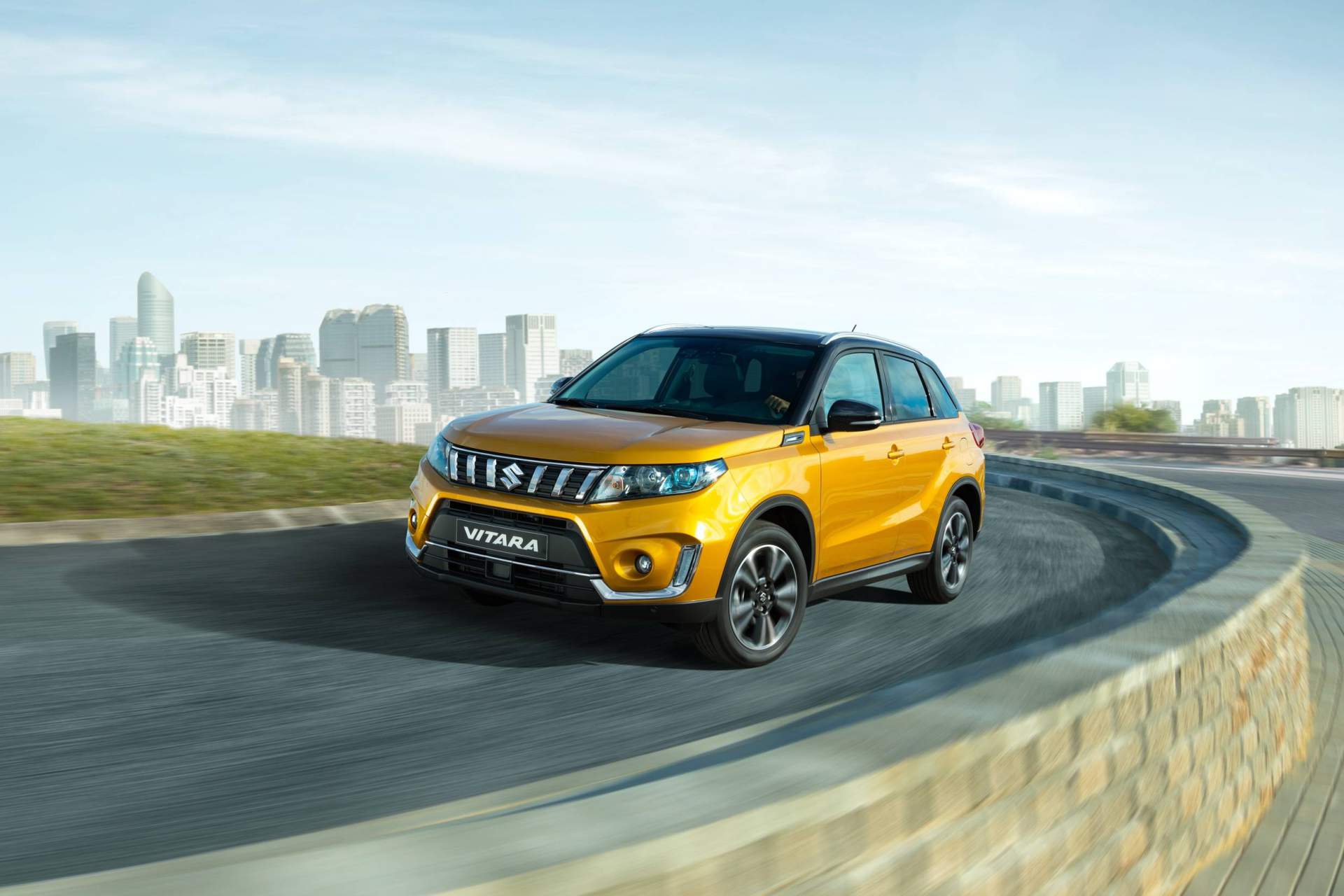 2019-Suzuki-Vitara-18 Suzuki Drops More Photos Of 2019 Vitara, Prices It From €18,650 In Germany