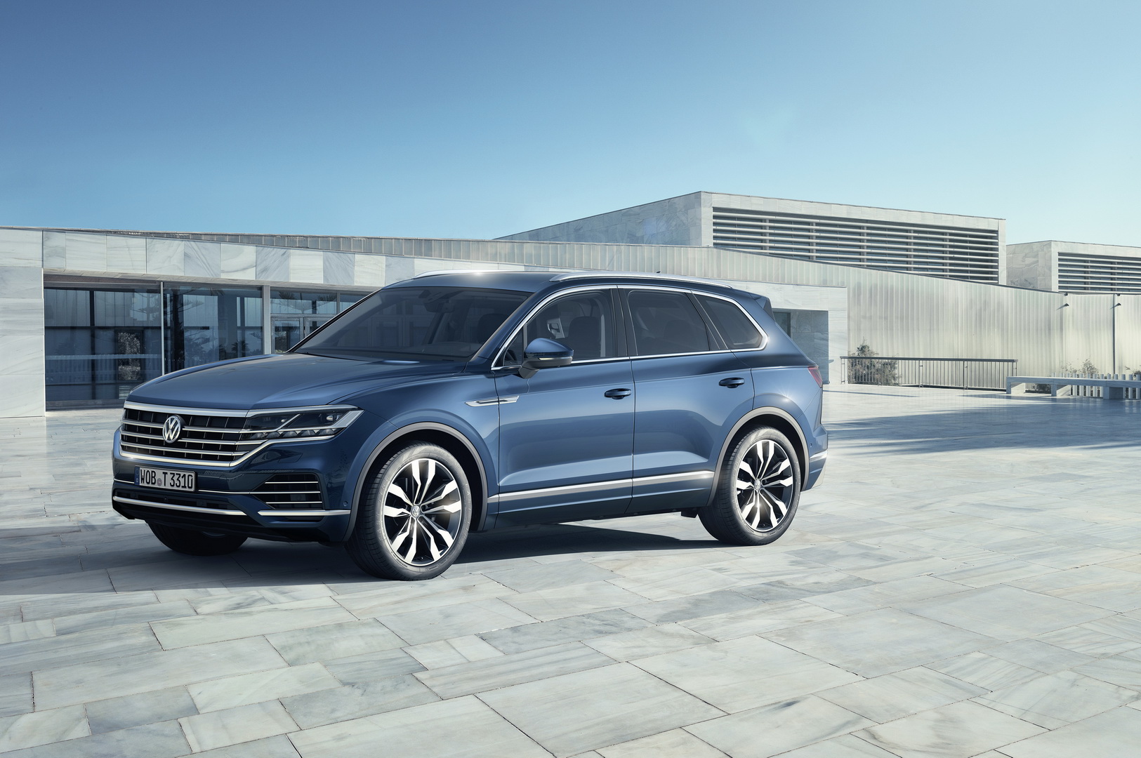Der neue Volkswagen Touareg VW Group Set For Record Year, Has Delivered 7.3 Million Vehicles So Far