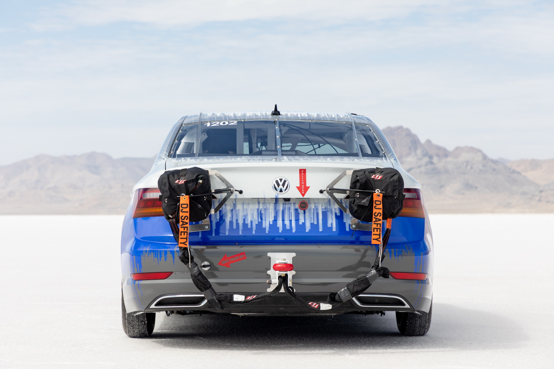 vw-jetta-land-speed-record-salt-flats-17 2019 VW Jetta Breaks SCTA Land Speed Record With 210 MPH Run