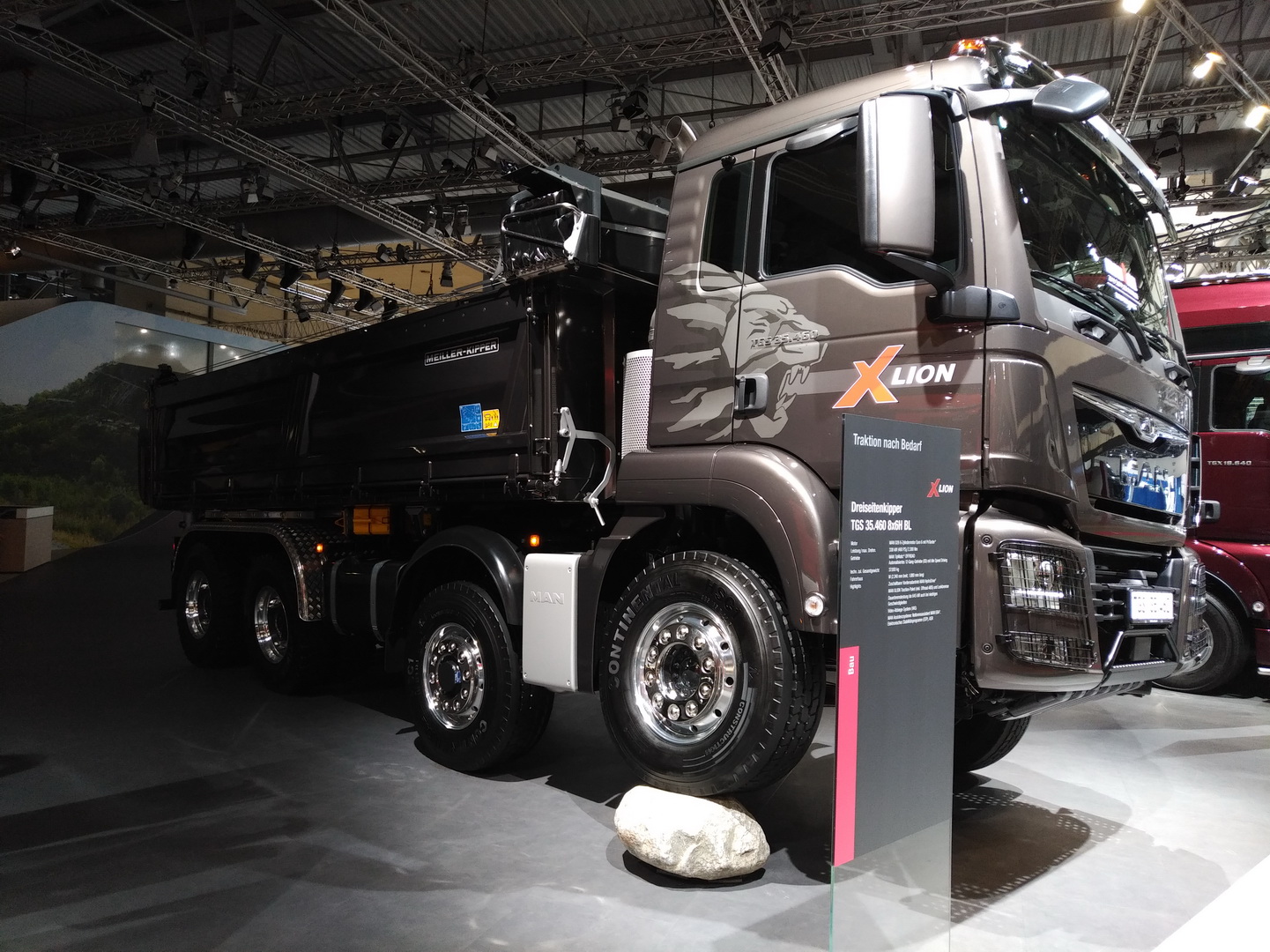 traton-group-2018-iaa-147 VW Truck & Bus Becomes TRATON Group, Wants To Revolutionize Global Transportation