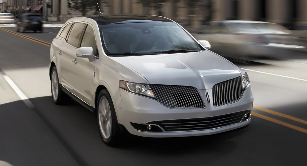  Lincoln Will Keep The MKT In Production Despite The Aviator’s Arrival