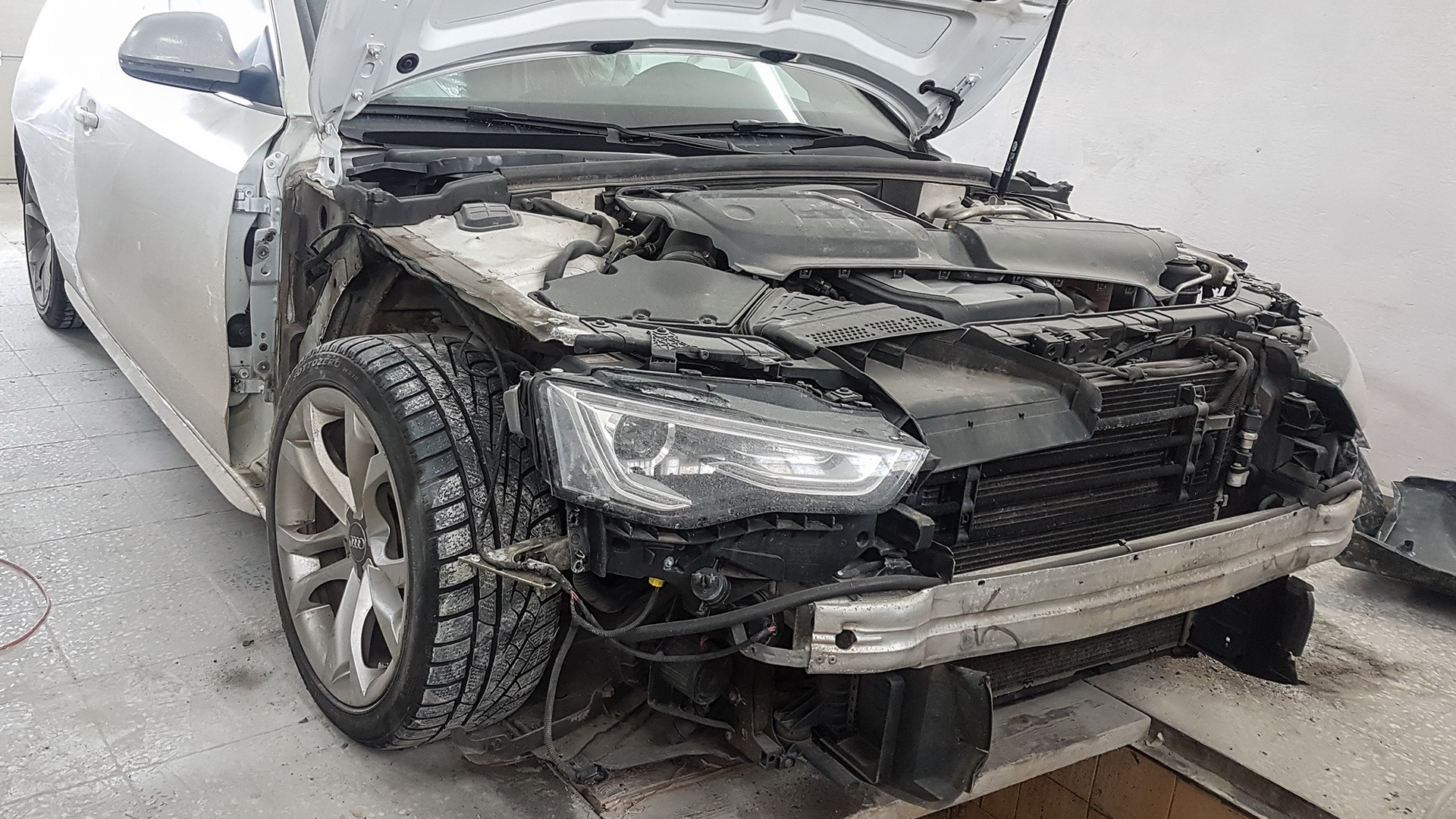 audi-s5-coupe-b8-tuning-14 Tuned Audi S5 Coupe Looks Like A DTM Car For The Road