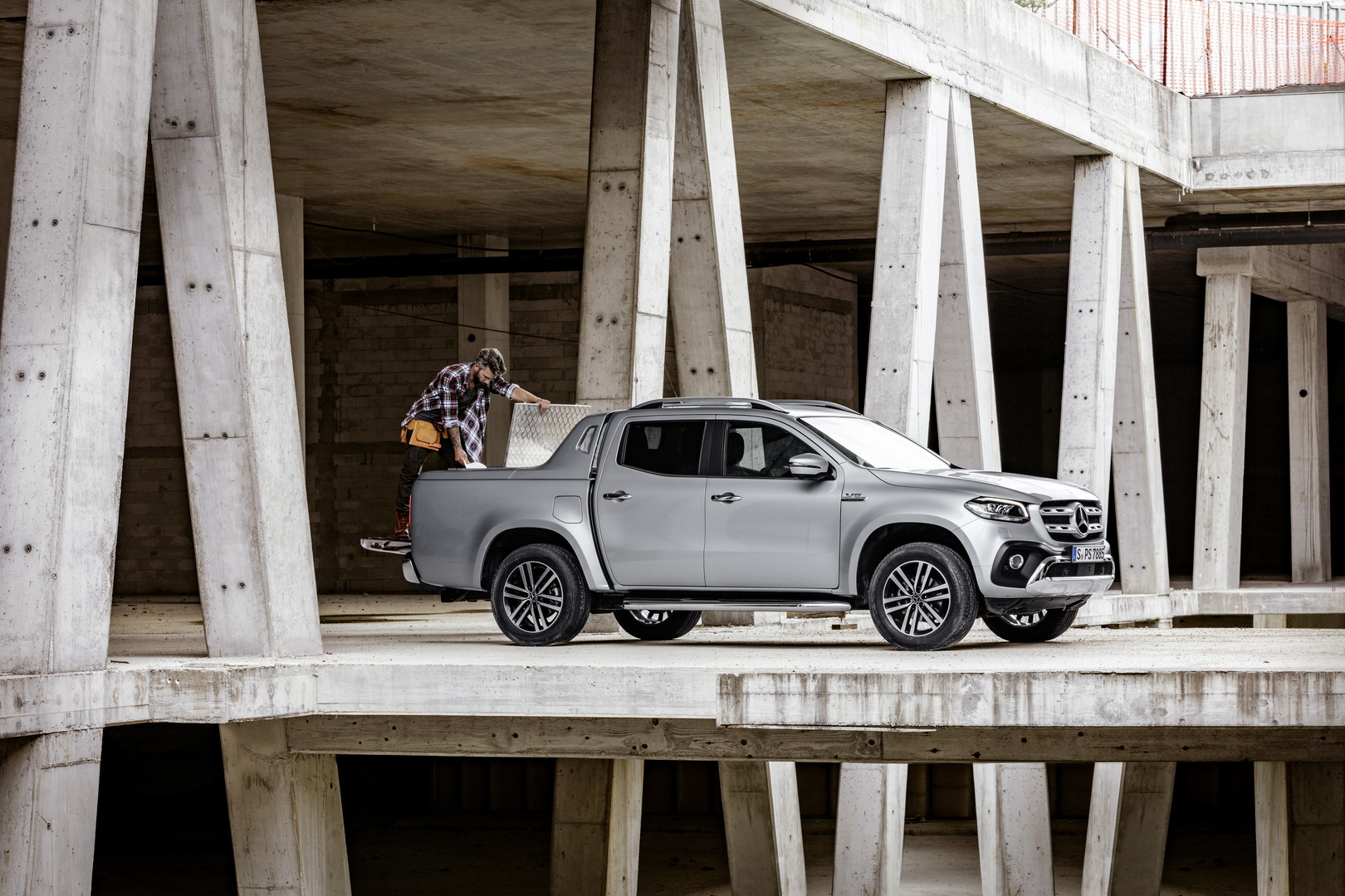 Mercedes-Benz X-Klasse – Exterieur X 350 d 4MATIC
Mercedes-Benz X-Klasse – Exterieur X 350 d 4MATIC Mercedes-AMG X-Class Will Never Happen, Says Performance Brand’s Boss