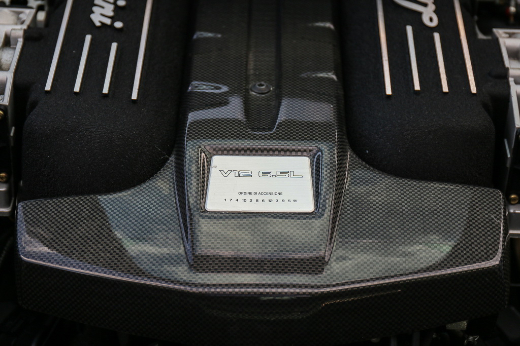 lamborghini-murcielago-versace-11 Show Up At Fashion Shows In A Rare Lamborghini Murcielago Versace