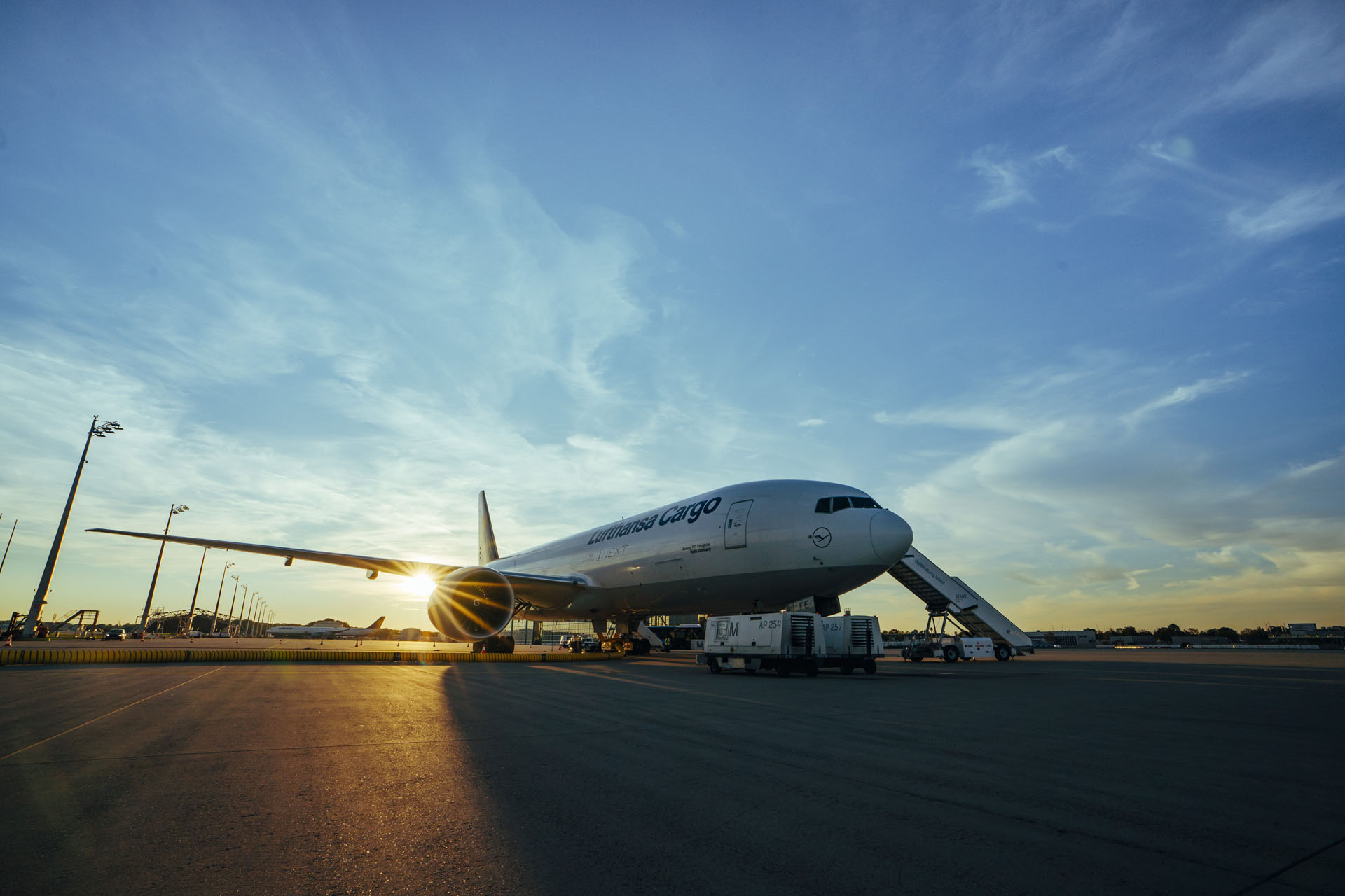 bmw-vision-inext-051 BMW Vision iNext Shows The Way Forward For A New Electric SUV