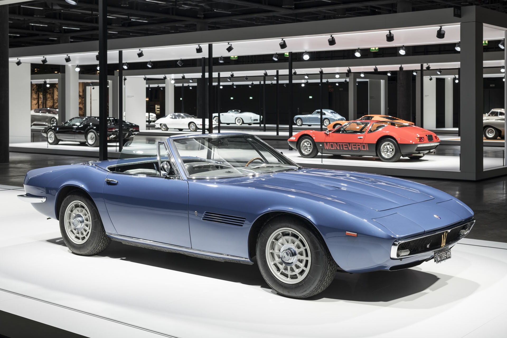 GBB_2018-Maserati_Ghibli_Spyder-_Grand_Basel_2868-klein_HiRes copy Tesla Roadster Resurfaces In White At Grand Basel
