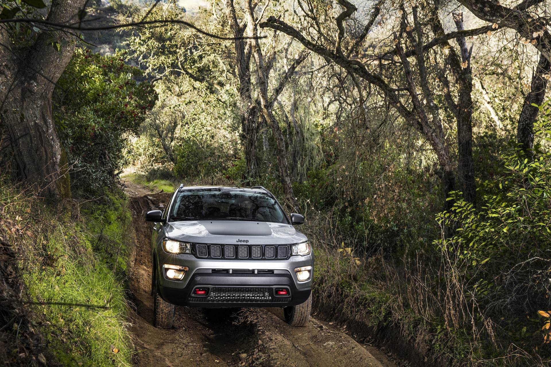 2019-Jeep-Compass-29 2019 Jeep Compass Upland Special Edition Gives The Entry-Level Model Trailhawk Looks
