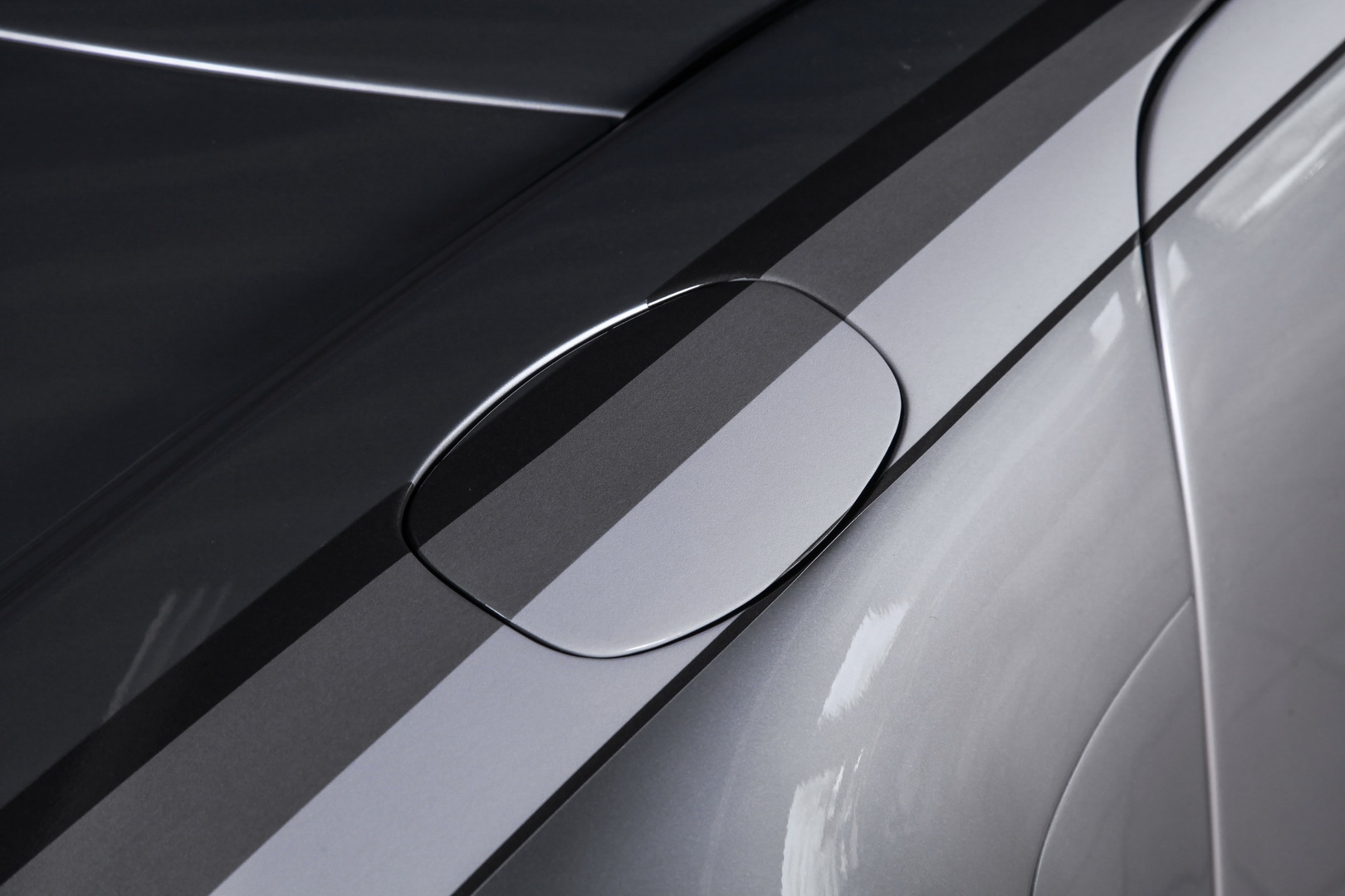 porsche-935-replica-dp-motorsport-12 DP Motorsport Transforms Porsche 965 Into Street-Legal 935 Replica