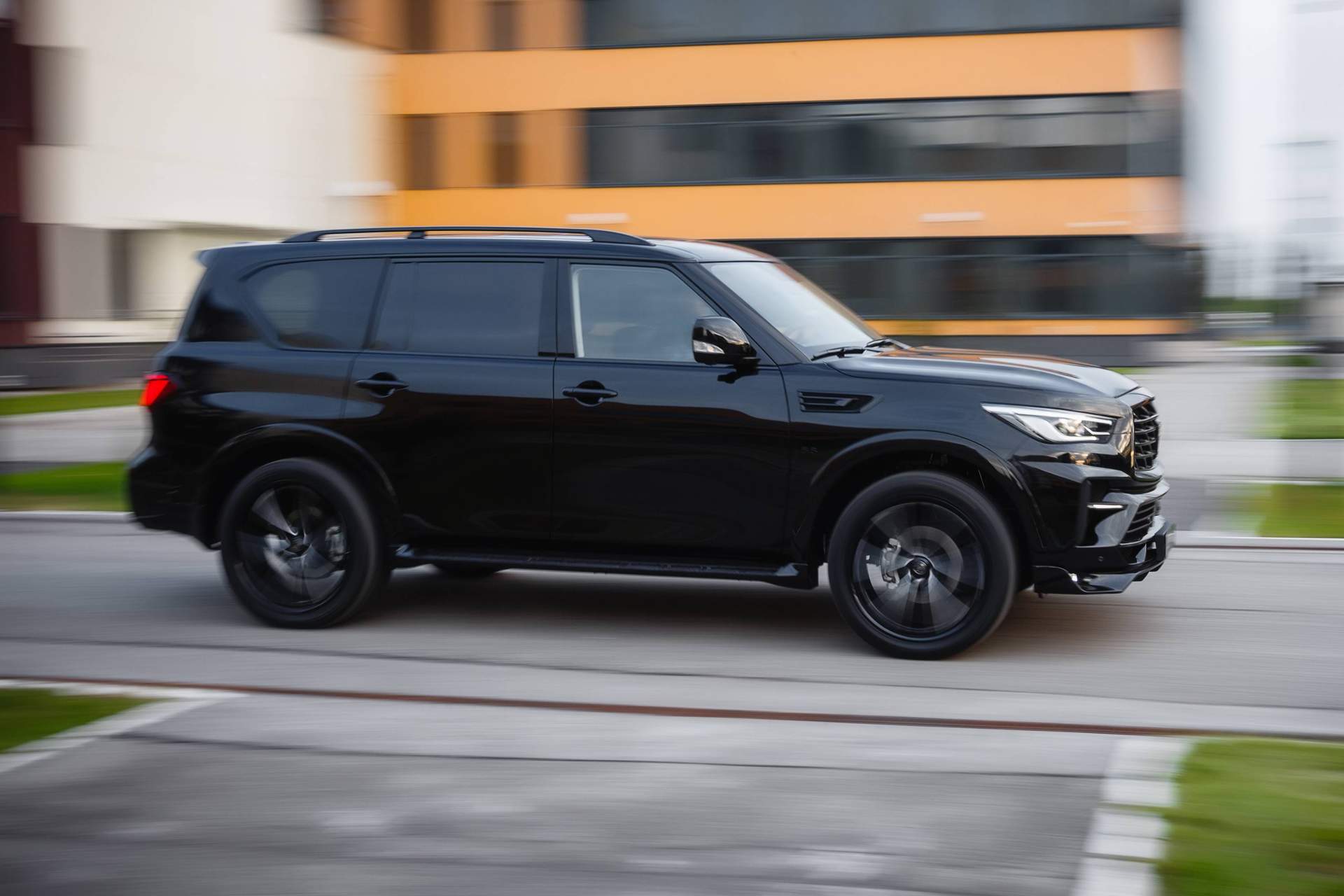 Larte-Design-LR5-for-Infiniti-QX80-11 Larte Design’s LR5 Kit Makes The Infiniti QX80 Look Bad To The Bone