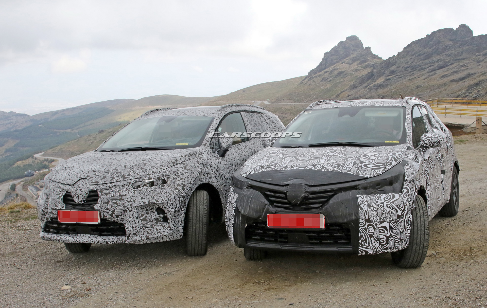 renault-clio-crossover-spy-shots-12 Renault Clio-Based Crossover Coming Straight For The Fiesta Active