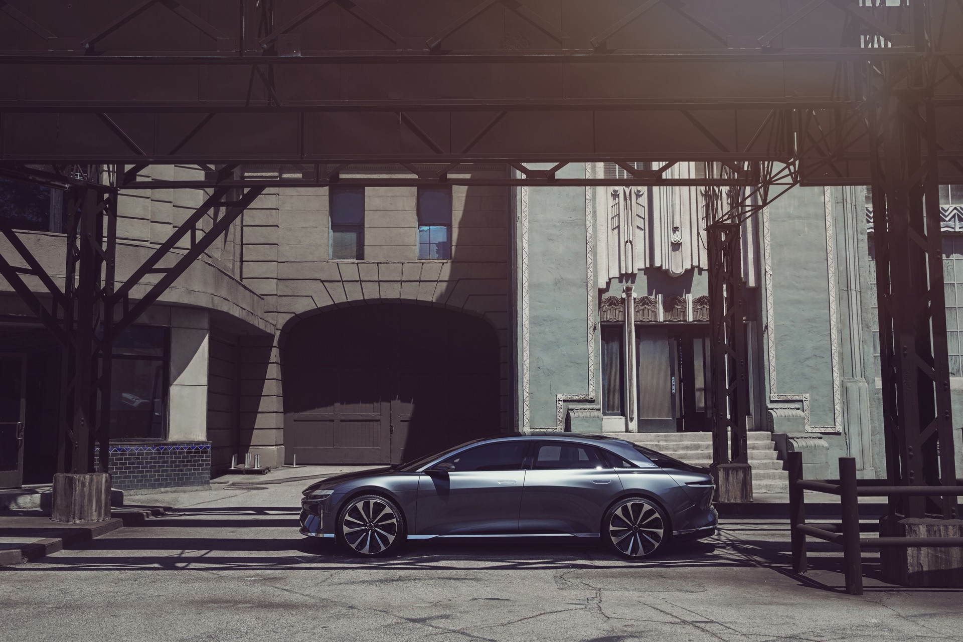 Lucid Air-3 Lucid Motors Receives Billion Dollar Investment From Saudi Arabia’s Sovereign Wealth Fund
