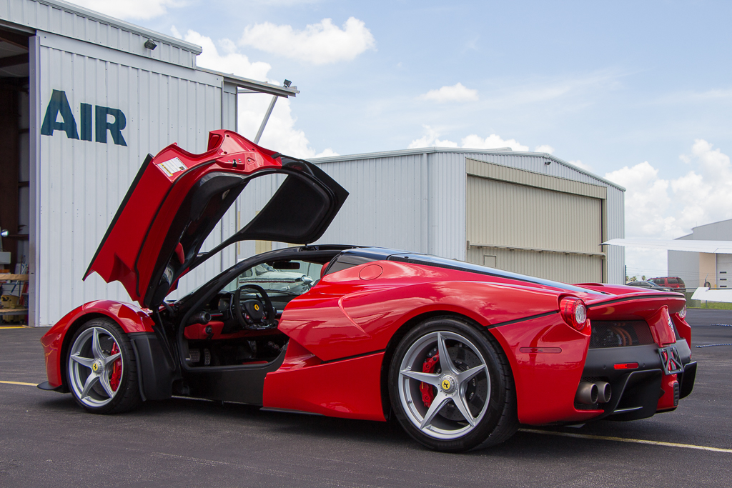 2015-LaFerrari-Auction-29 2015 LaFerrari Fails To Sell On Online Auction Despite $3.1 Million Bid