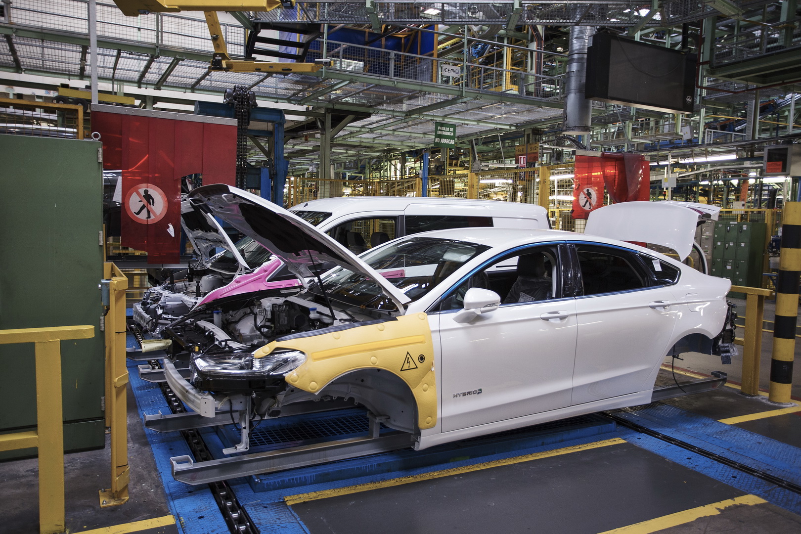 Ford Begins Hybrid Vehicle Production in Europe, First Mondeo H Ford Drops Ads For Sedans In The U.S. As It Transitions To An SUV-Heavy Lineup