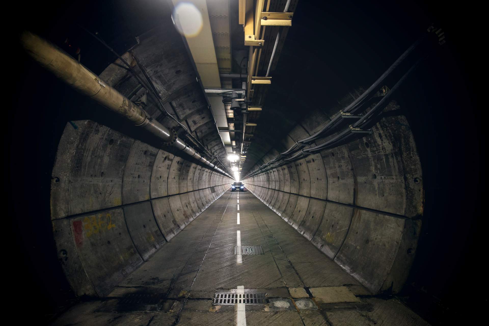 2019-Jaguar-I-Pace-18 2019 Jaguar I-Pace Drives 229 Miles From London To Brussels On One Charge