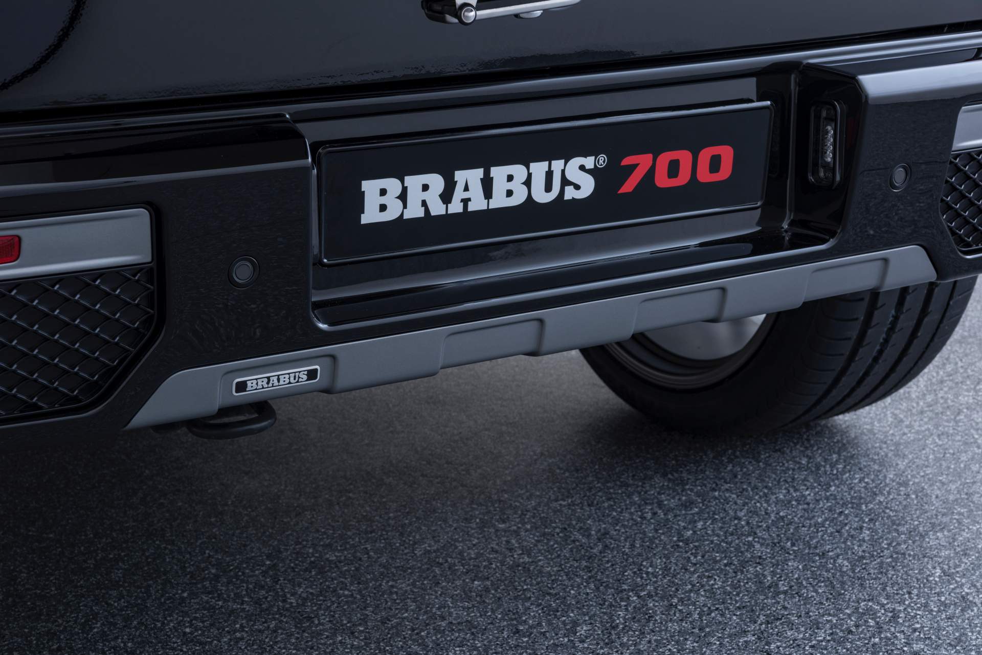 Brabus-700-Widestar-based-on-Mercedes-AMG-G63-28 New Brabus 700 Widestar Is What Stock Mercedes-AMG G63s Dream Of Becoming
