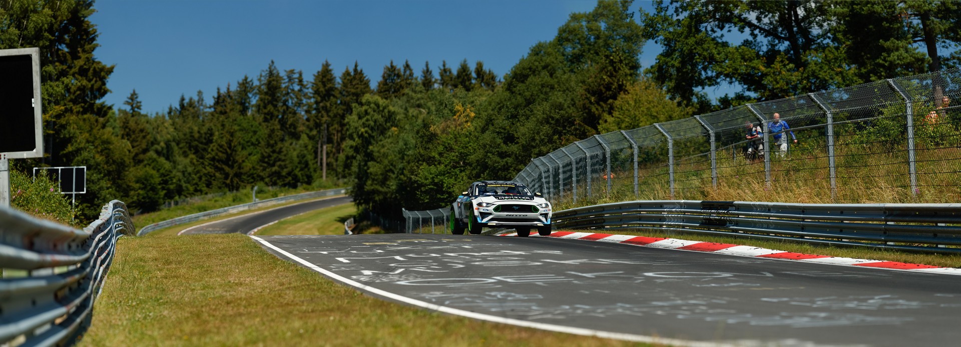 Ford Mustang RTR On The Ring-2 Ford Mustang RTR Becomes The First Car To Drift The Entire Nurburgring