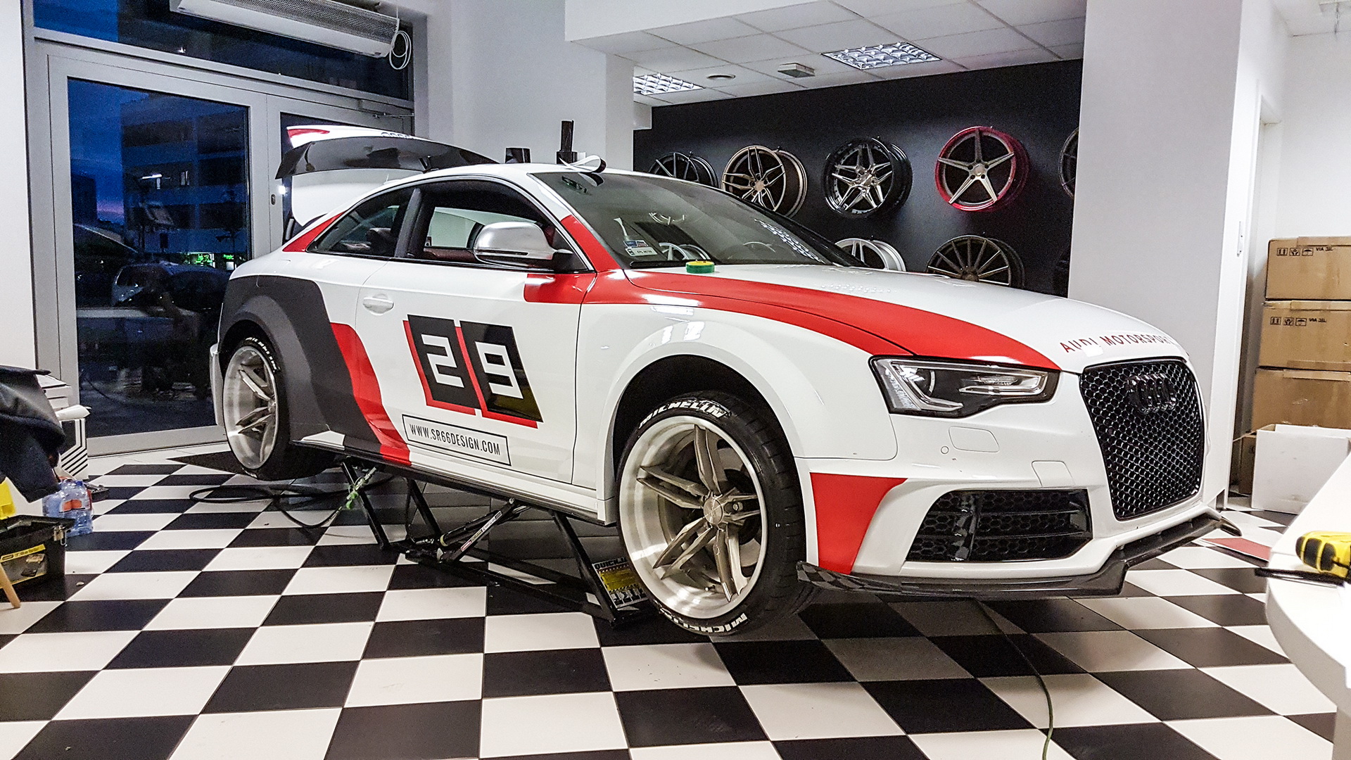 audi-s5-coupe-b8-tuning-20 Tuned Audi S5 Coupe Looks Like A DTM Car For The Road