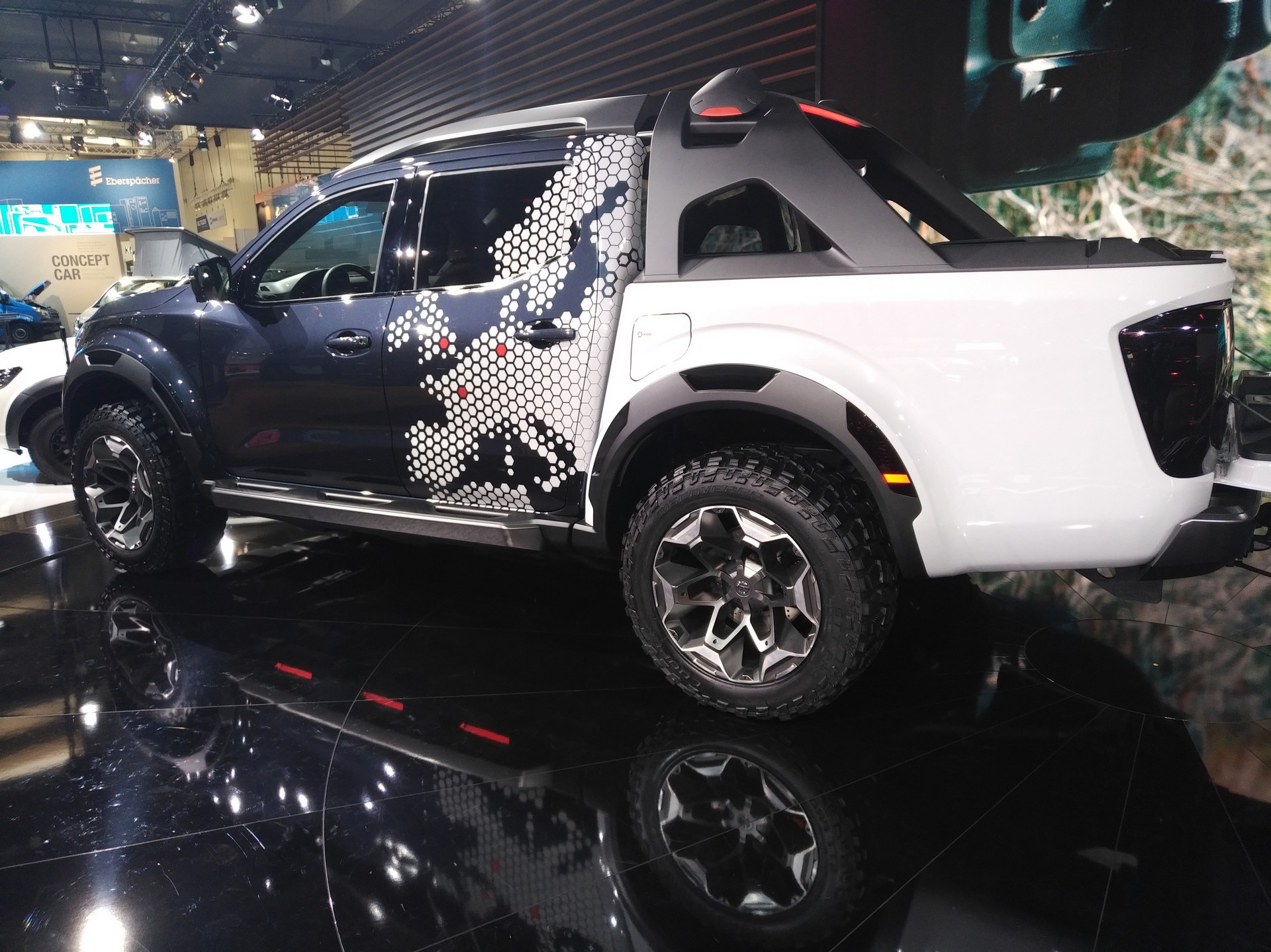 Navara Dark Sky concept-60 Nissan Navara Dark Sky Concept Packs Plenty Of Star Power Thanks Its To Observatory-Class Telescope