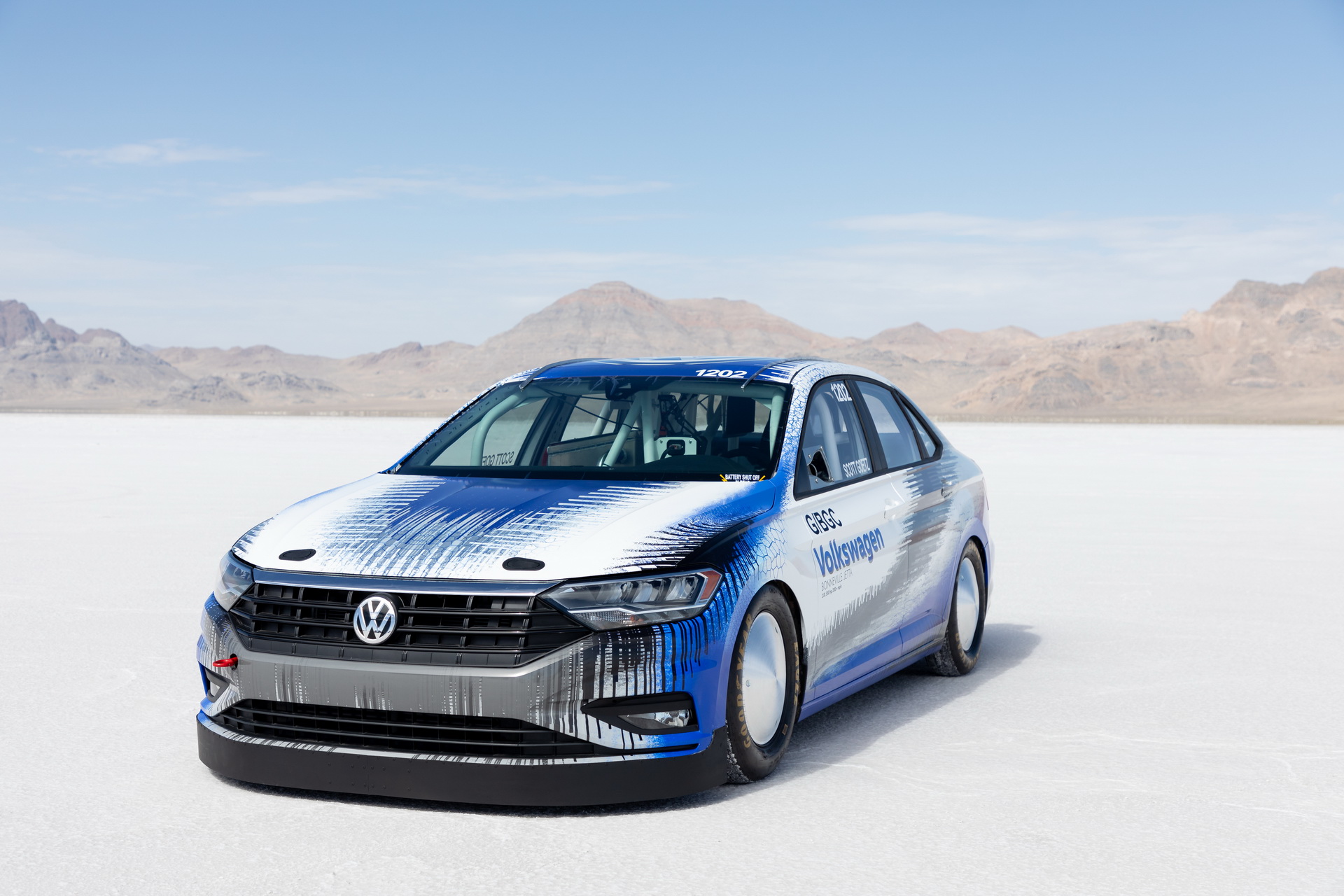 vw-jetta-land-speed-record-salt-flats-10 2019 VW Jetta Breaks SCTA Land Speed Record With 210 MPH Run