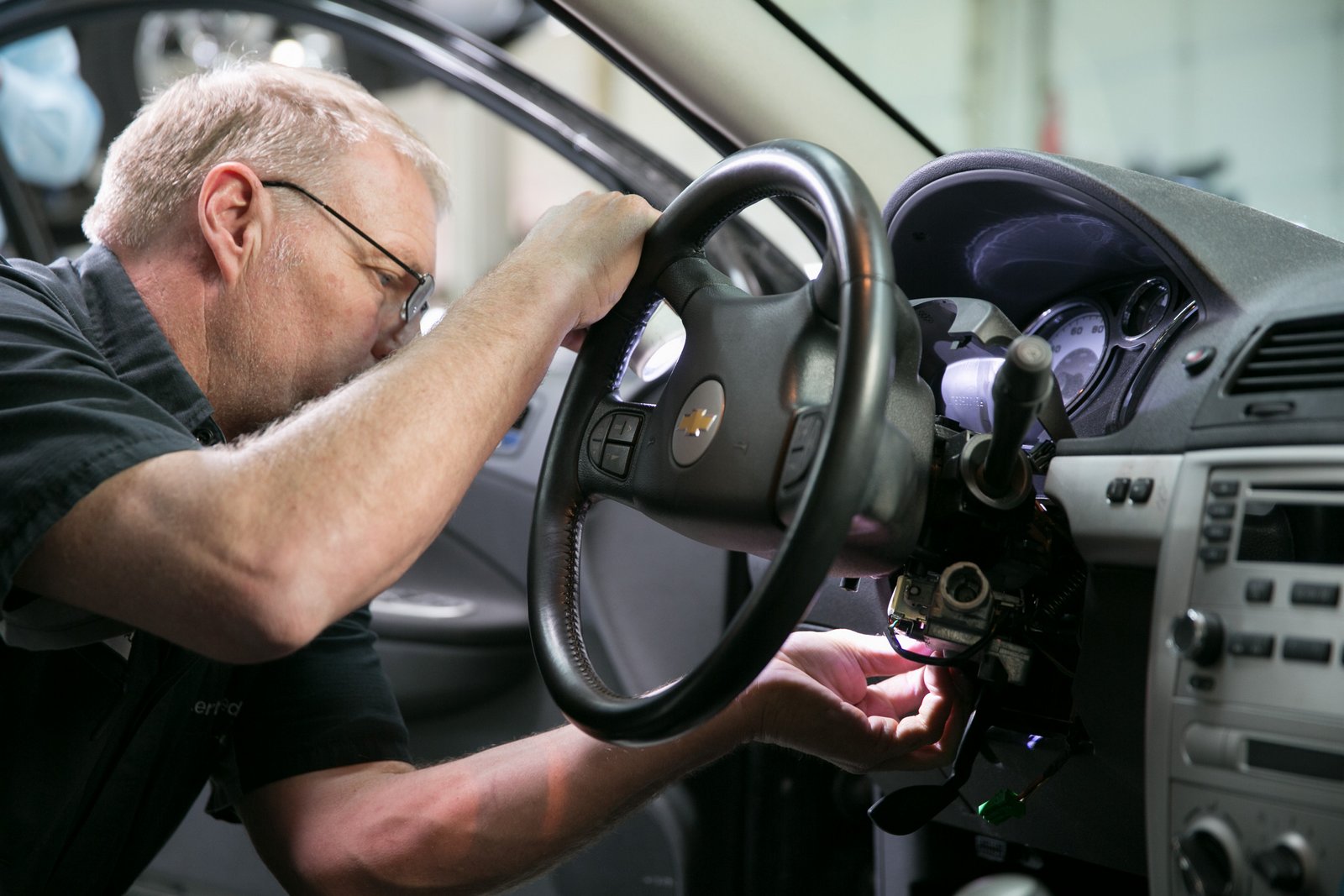 GM-Ignition-Switch-2 Judge Dismisses Criminal Case Against GM Over Faulty Ignition Switches