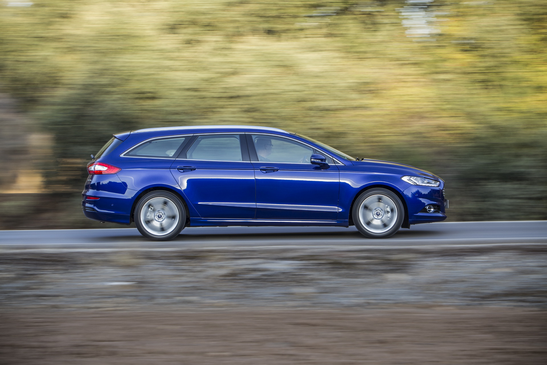 FordMondeo-06 Ford Dismisses Report On Europe Cuts, Says Mondeo Will Live On